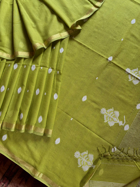 Handwoven Light Green Cotton Jamdani Saree