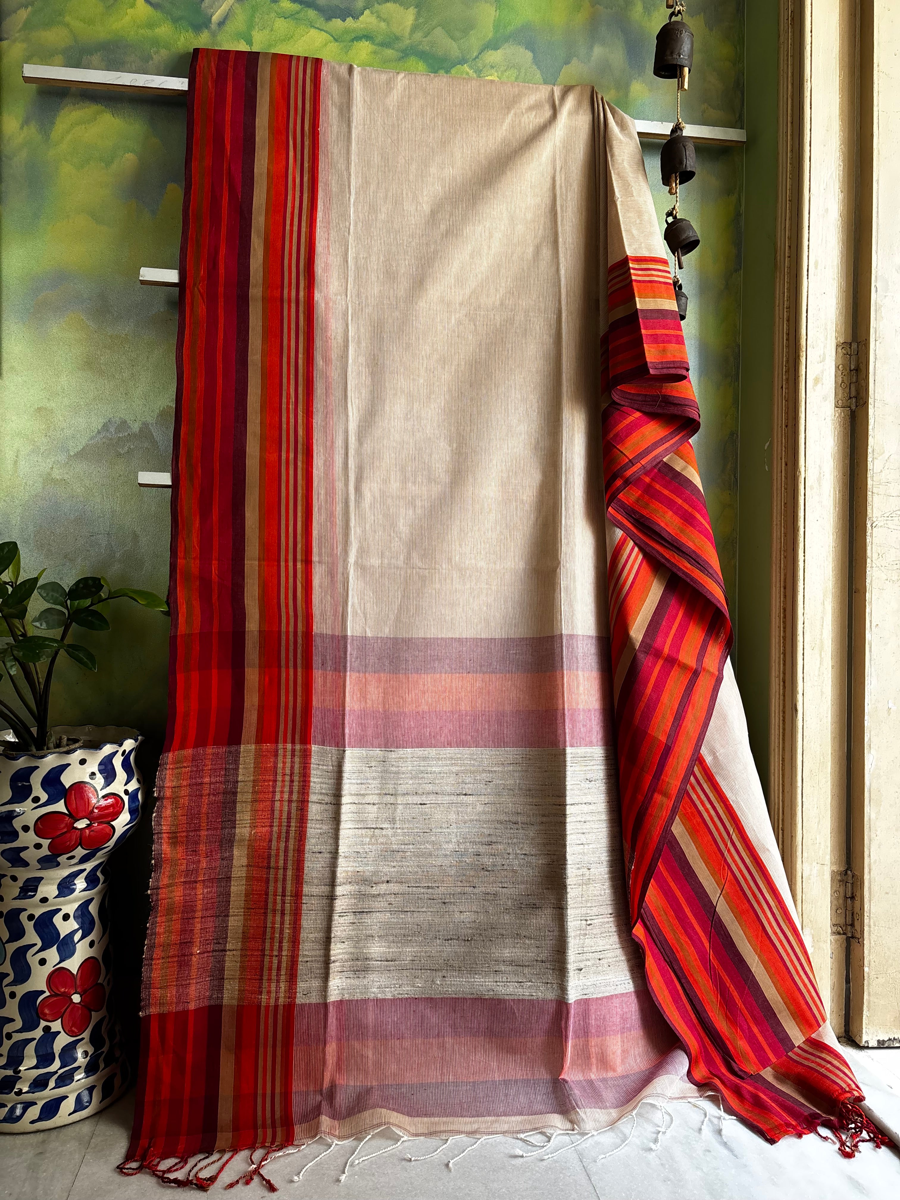 Handwoven Beige Colour Phulia Cotton Saree