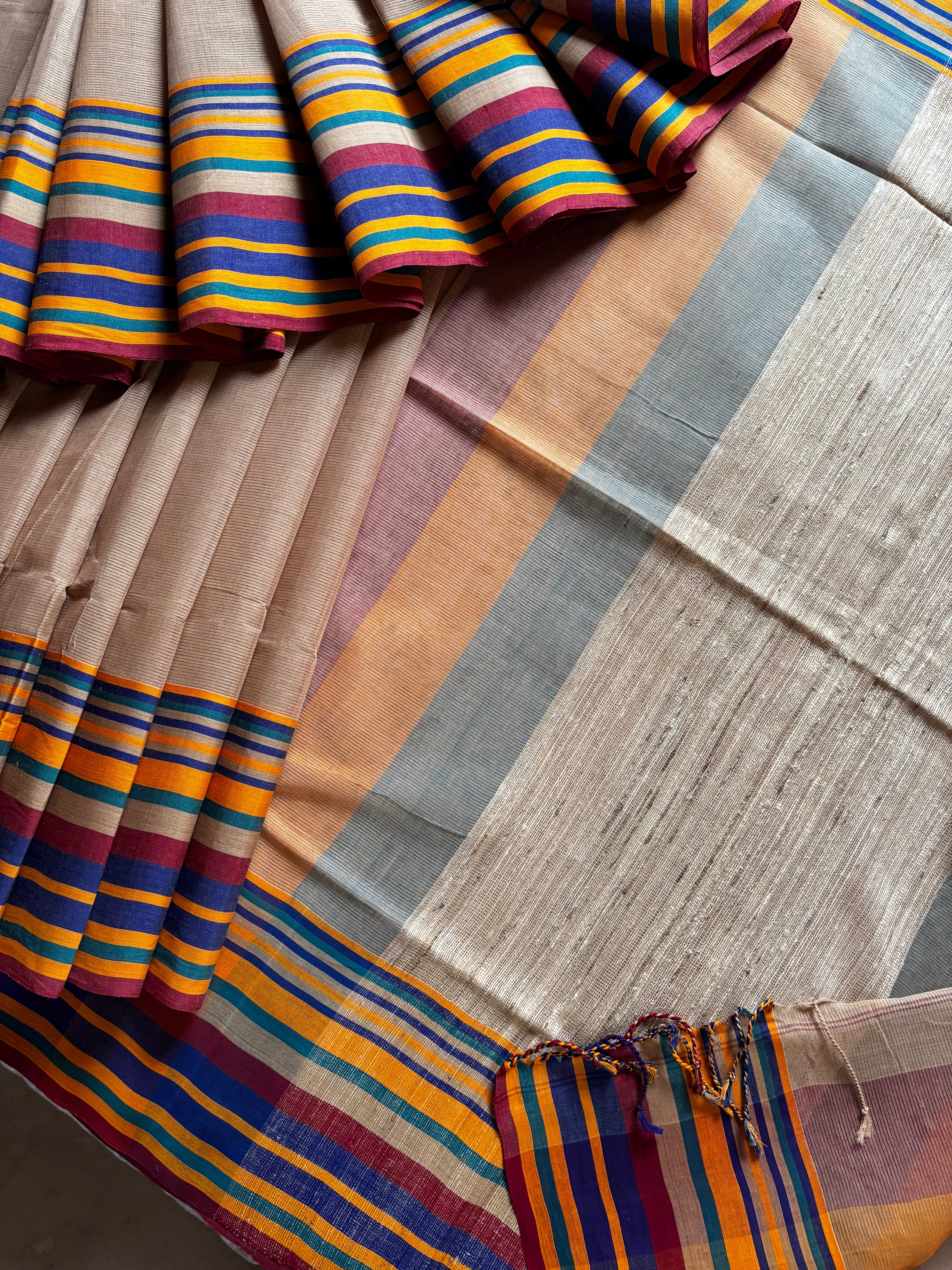 Handwoven Beige Colour Phulia Cotton Saree