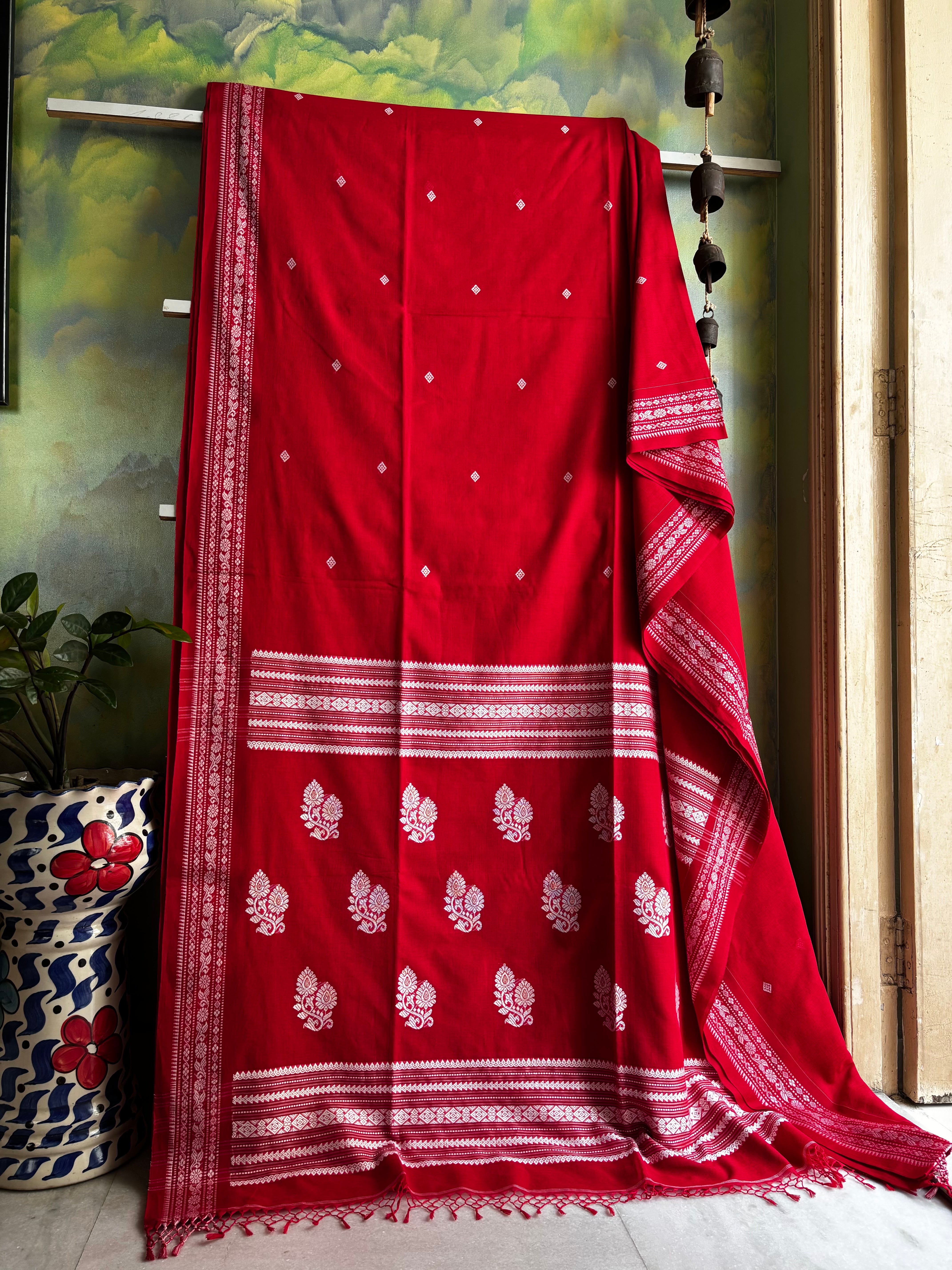 Handwoven Red Colour Phulia Cotton Saree