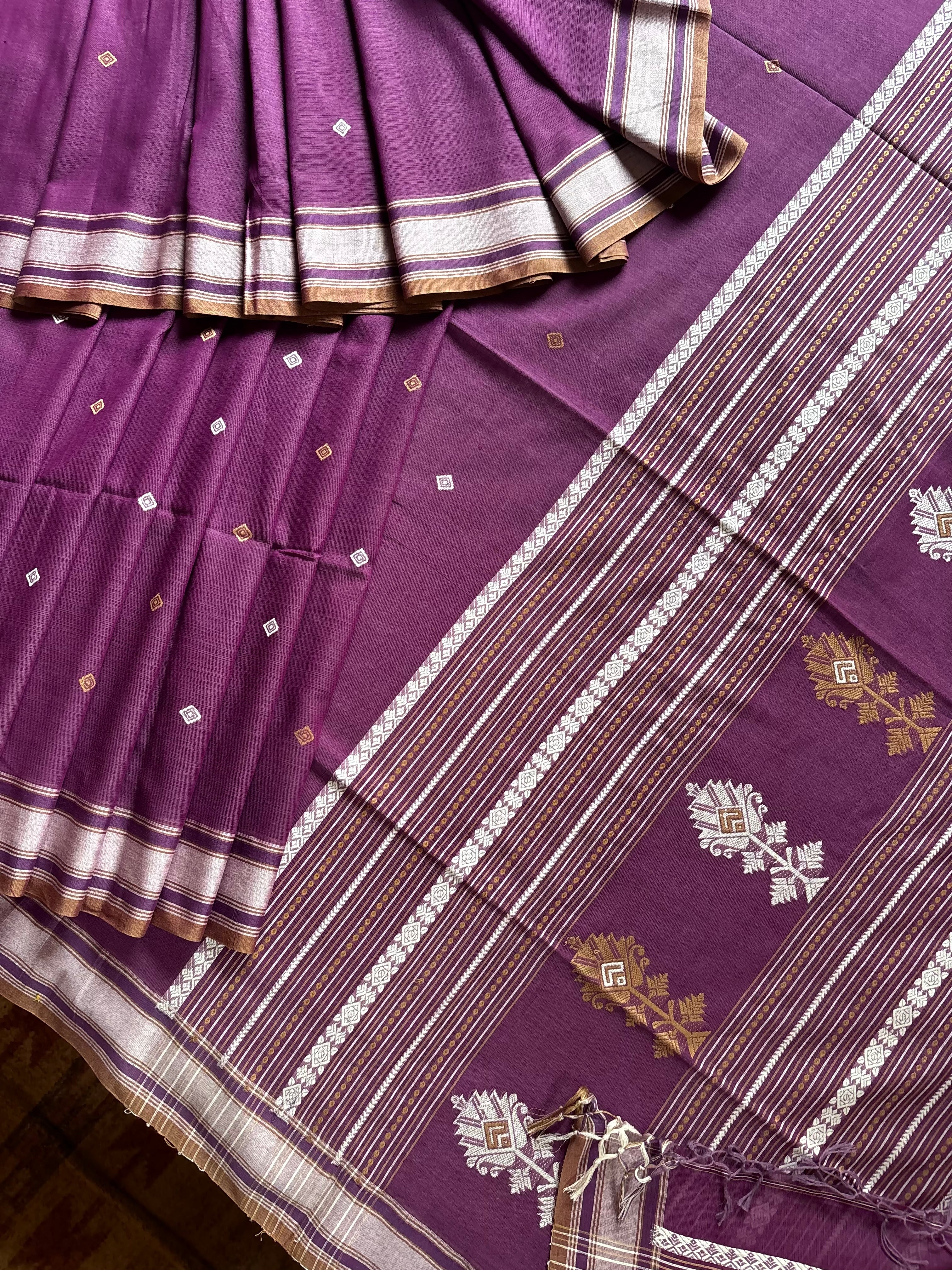Habdwoven Light Purple Colour Phulia Cotton Saree
