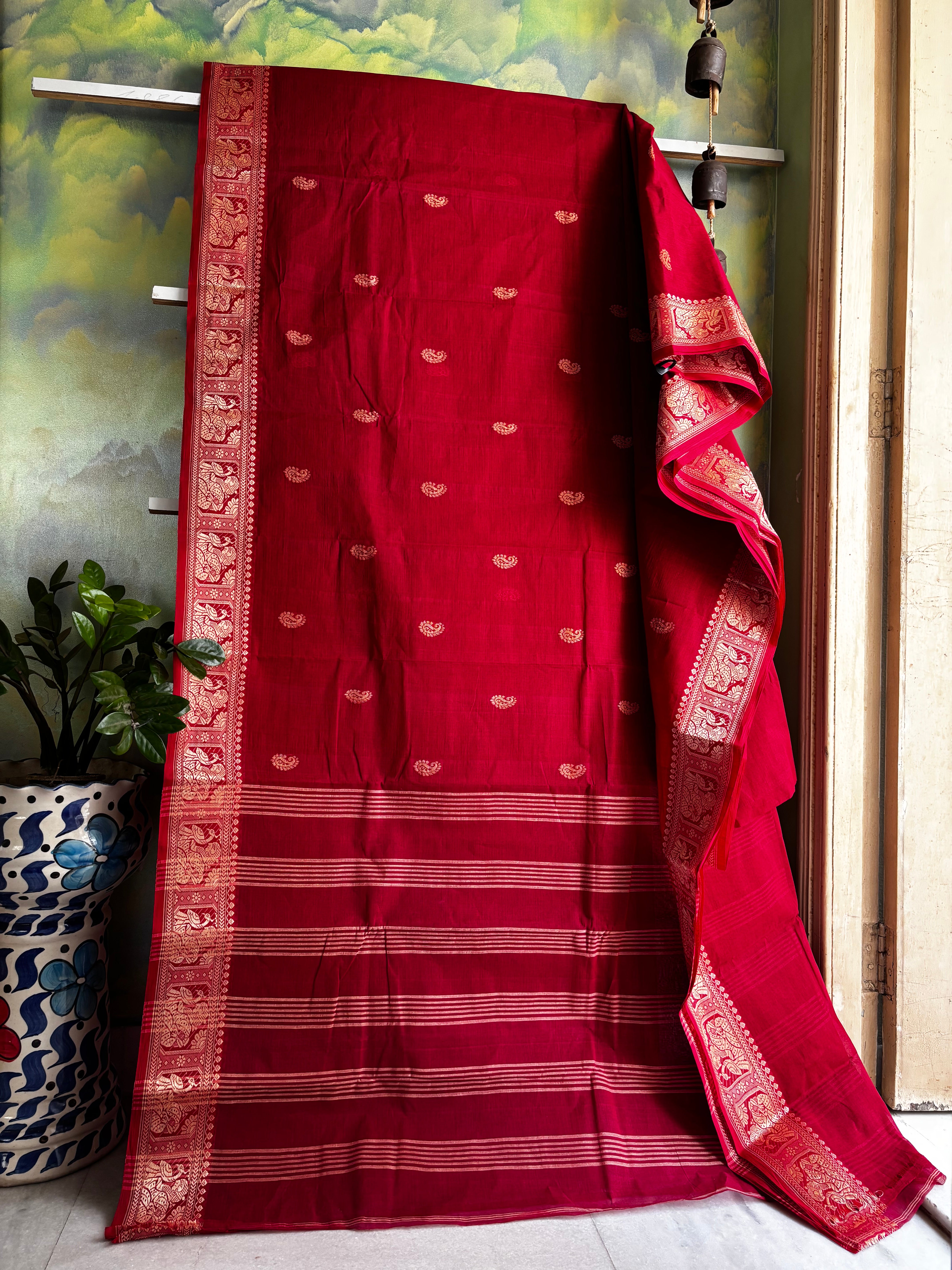 Handwoven Dark Red Phulia Tangail Cotton Saree