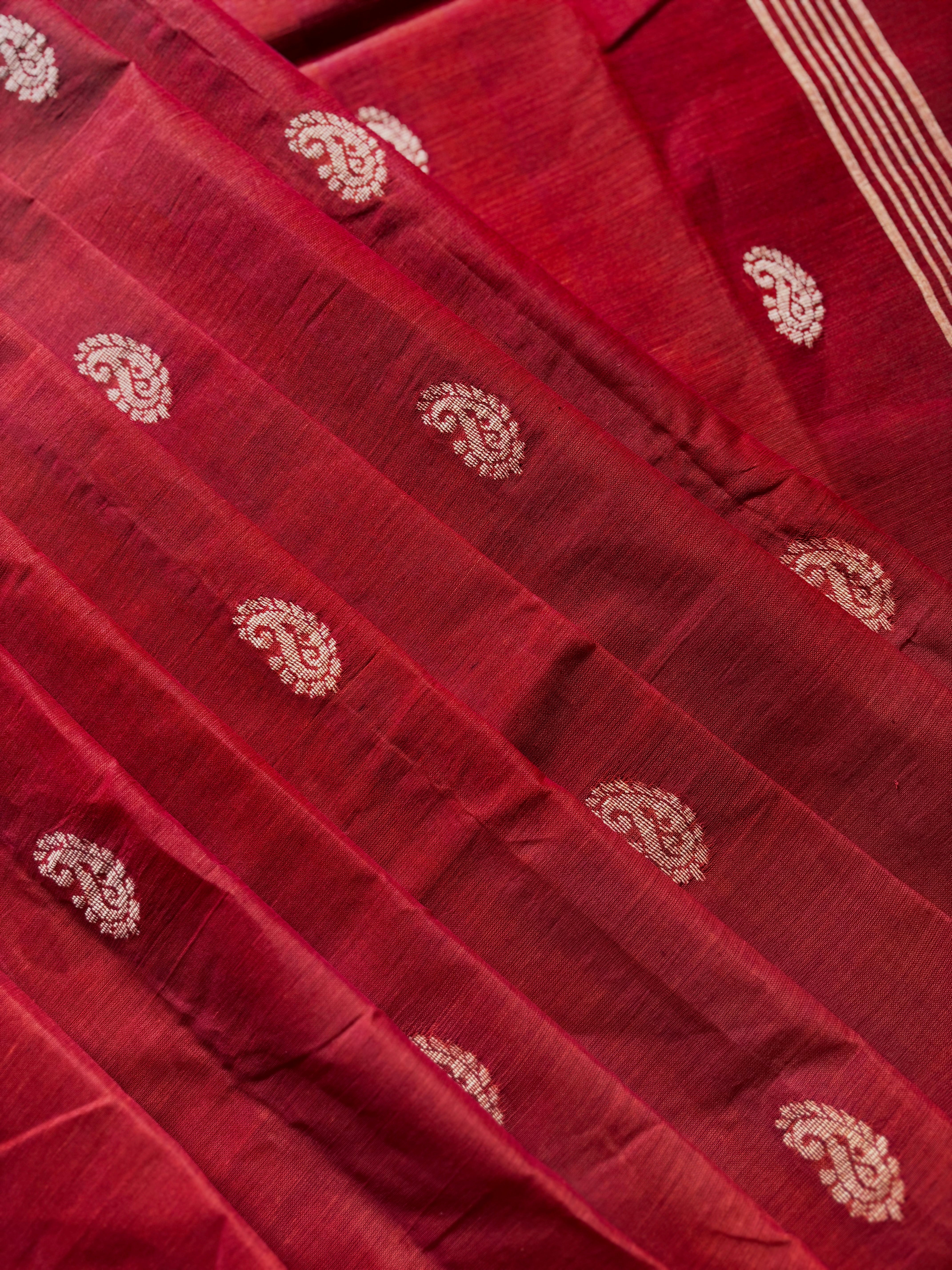 Handwoven Rust Colour Phulia Tangail Saree