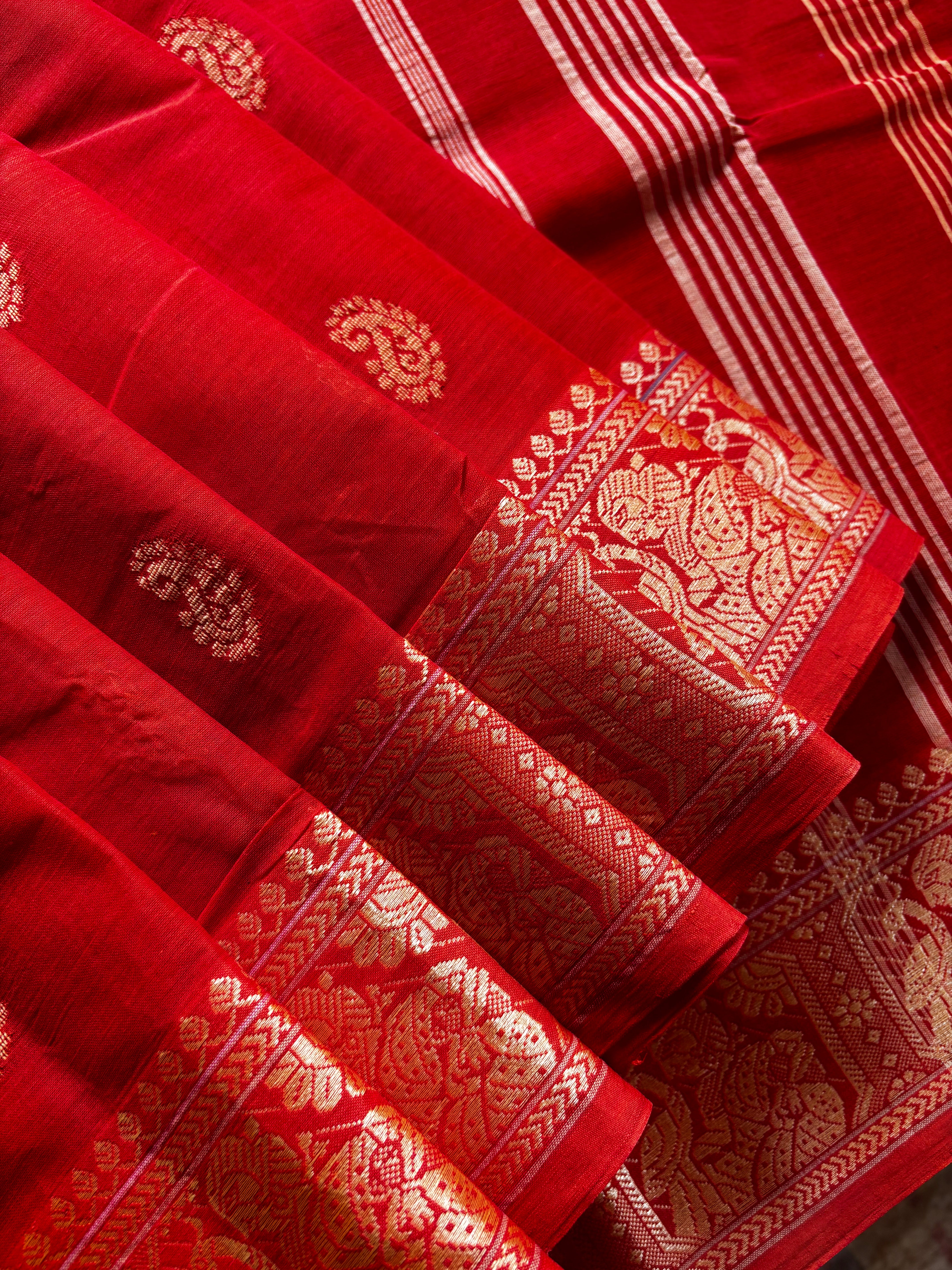 Handwoven Orange Colour Phulia Tangail Saree