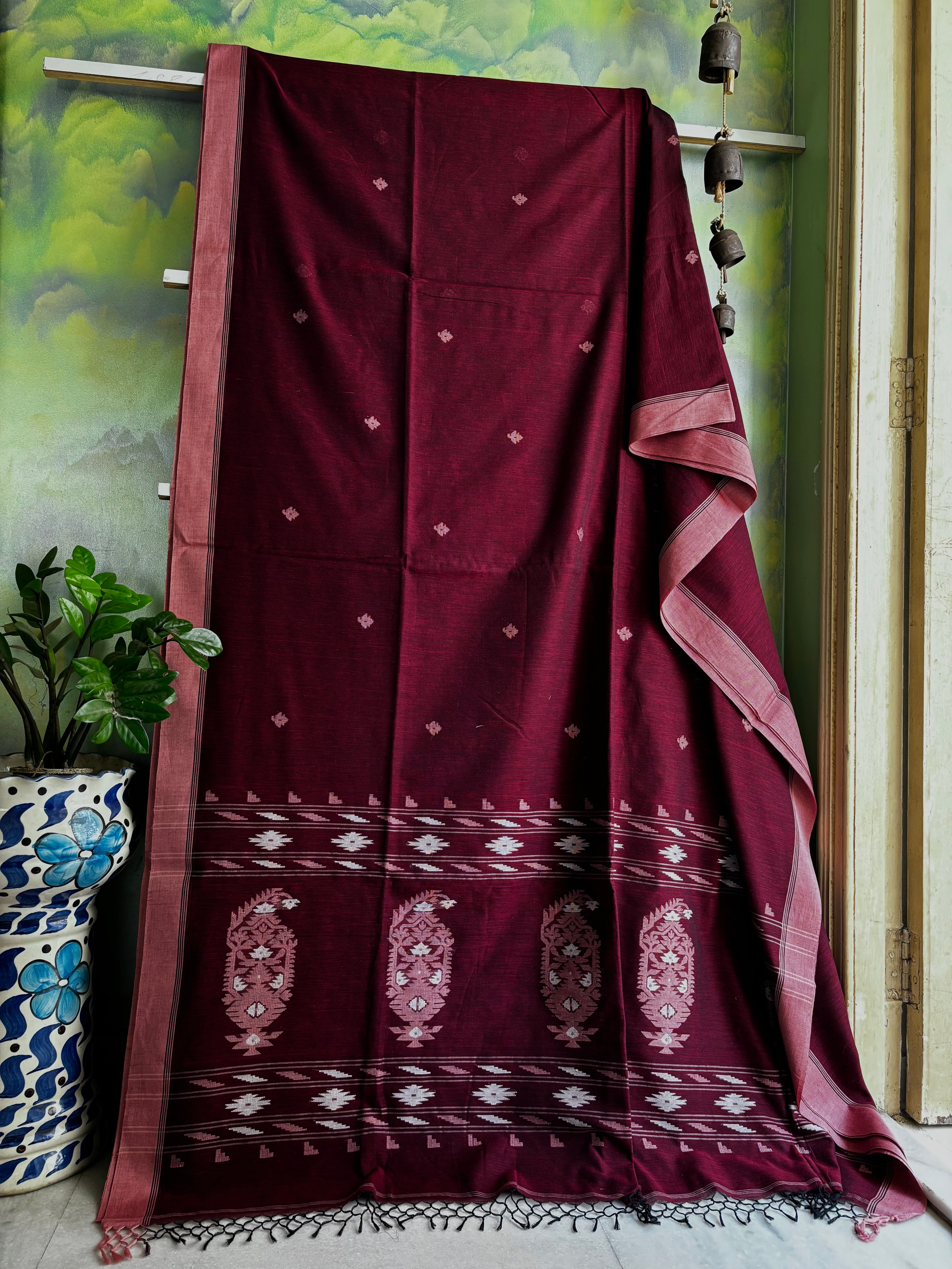 Handwoven Wine Colour Pure Cotton Jamdani Saree
