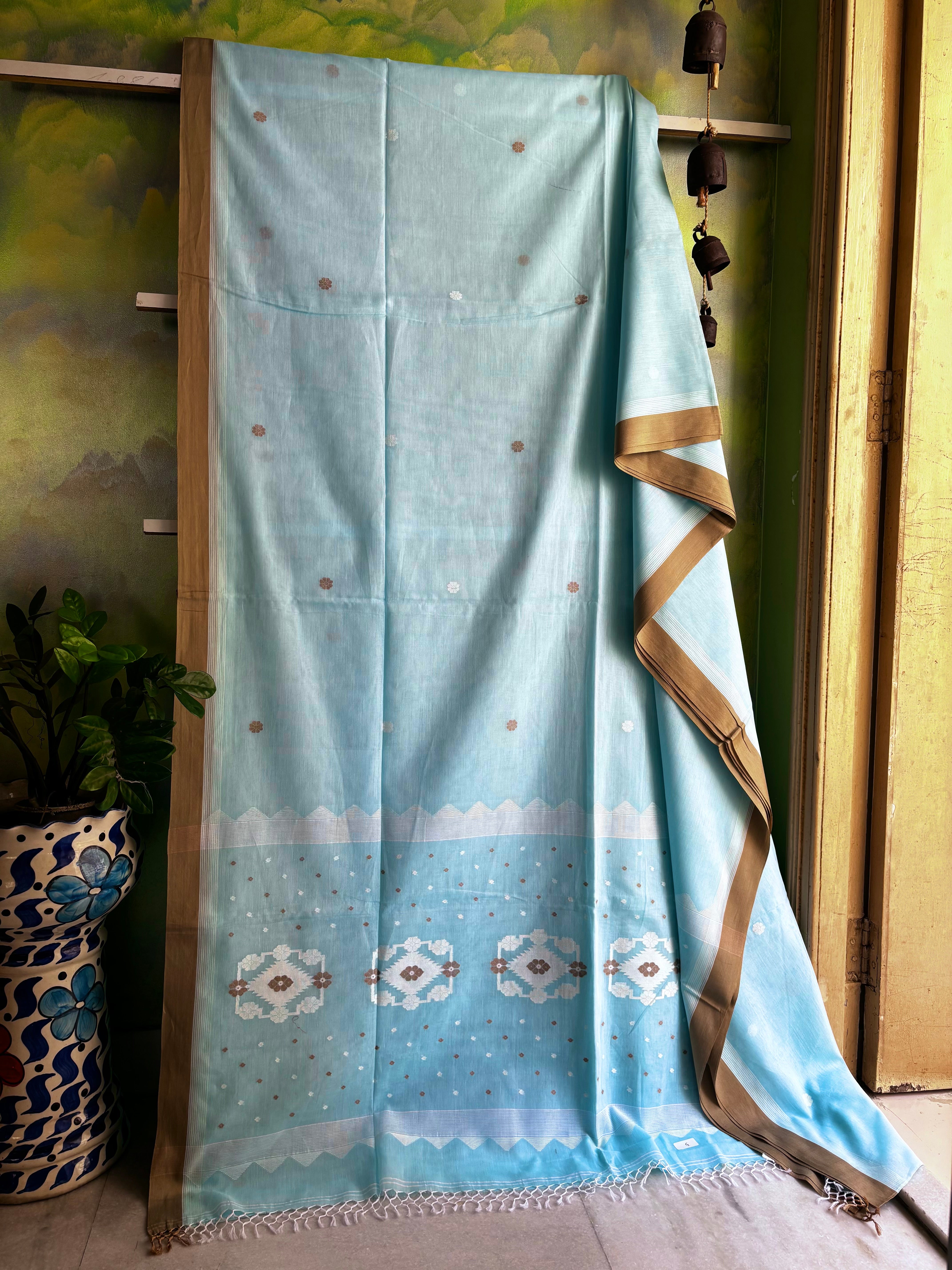 Handwoven Light Sky Cotton Jamdani Saree