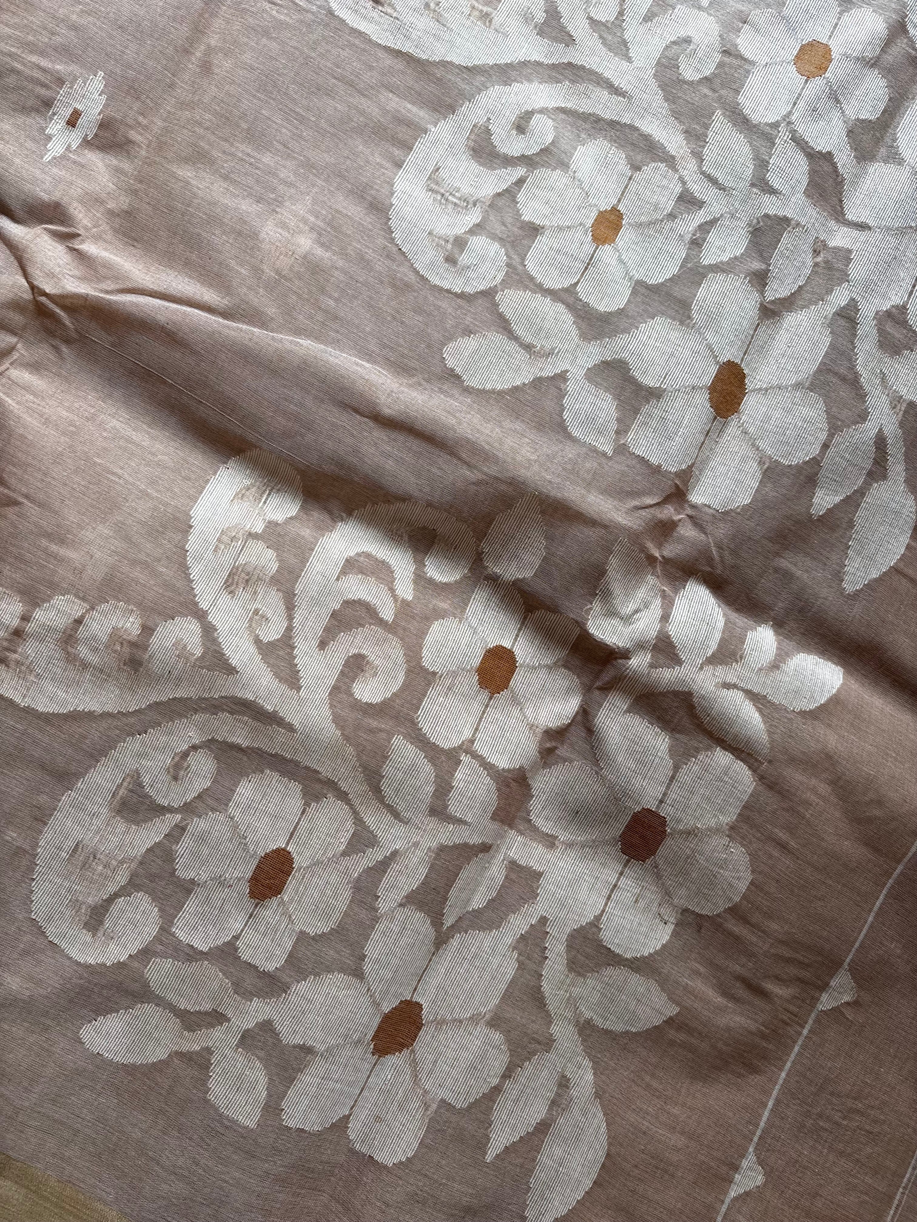Handwoven Light Brown Colour Cotton Jamdani Saree