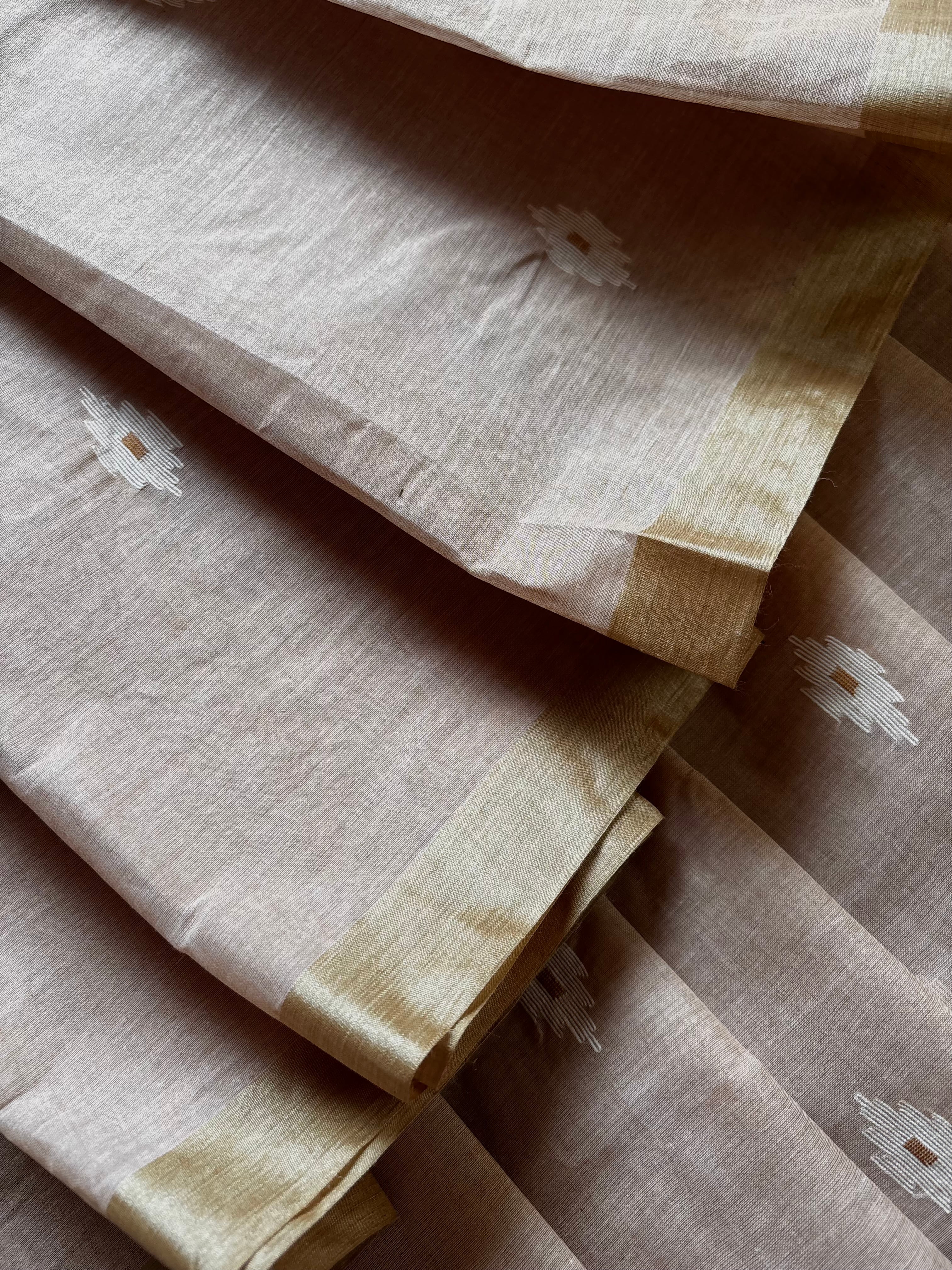 Handwoven Light Brown Colour Cotton Jamdani Saree