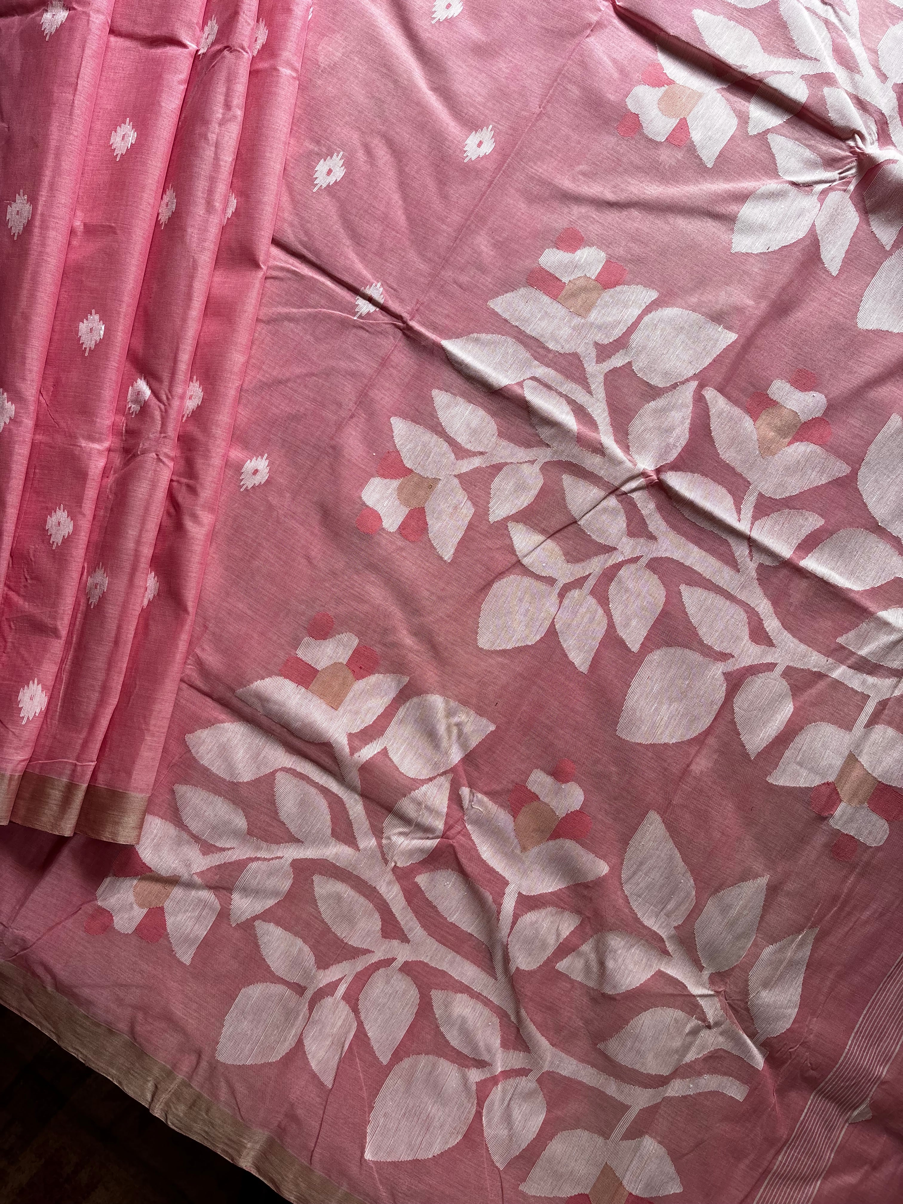 Handwoven Light Pink Colour Cotton Jamdani Saree
