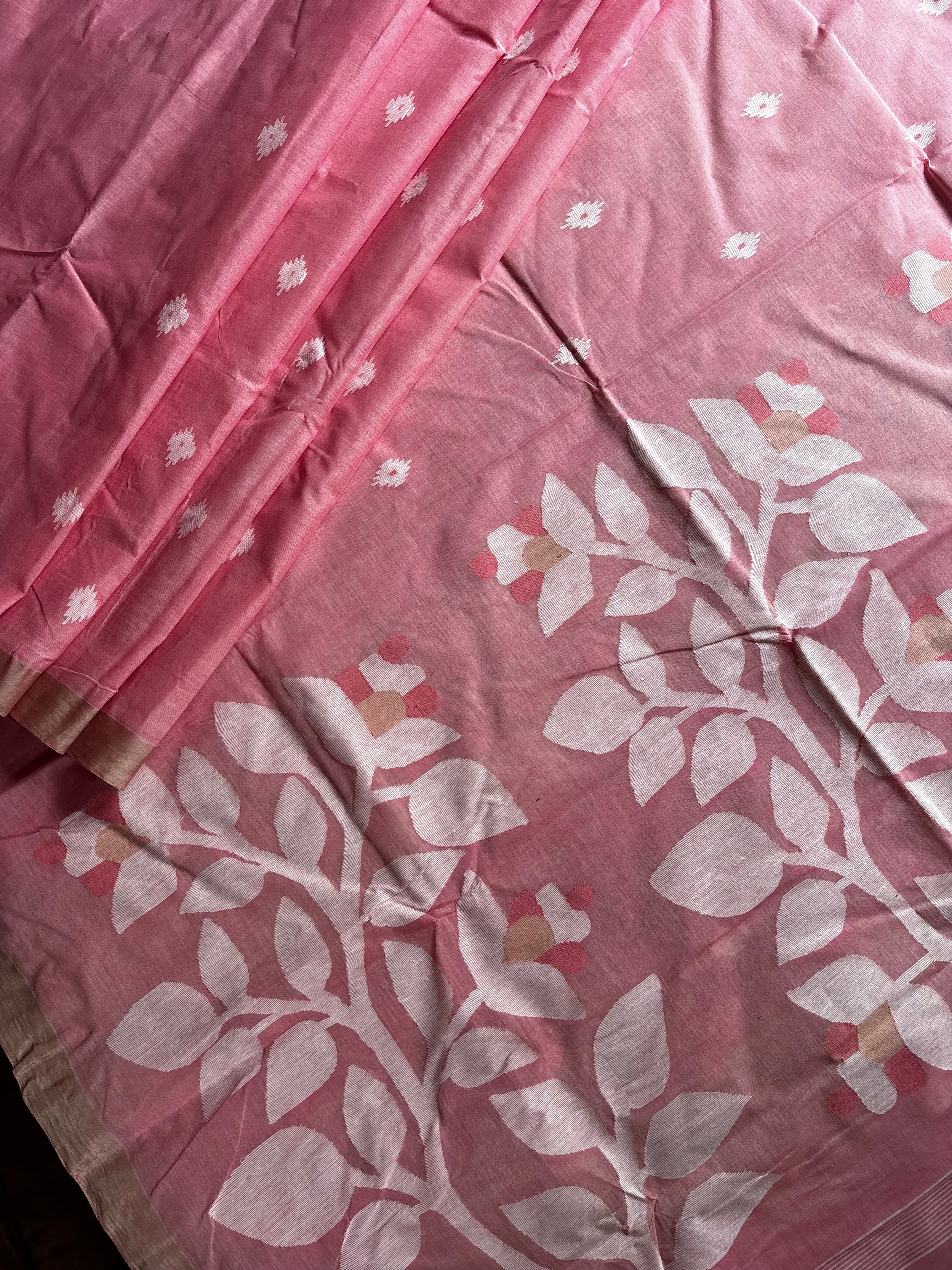 Handwoven Light Pink Colour Cotton Jamdani Saree