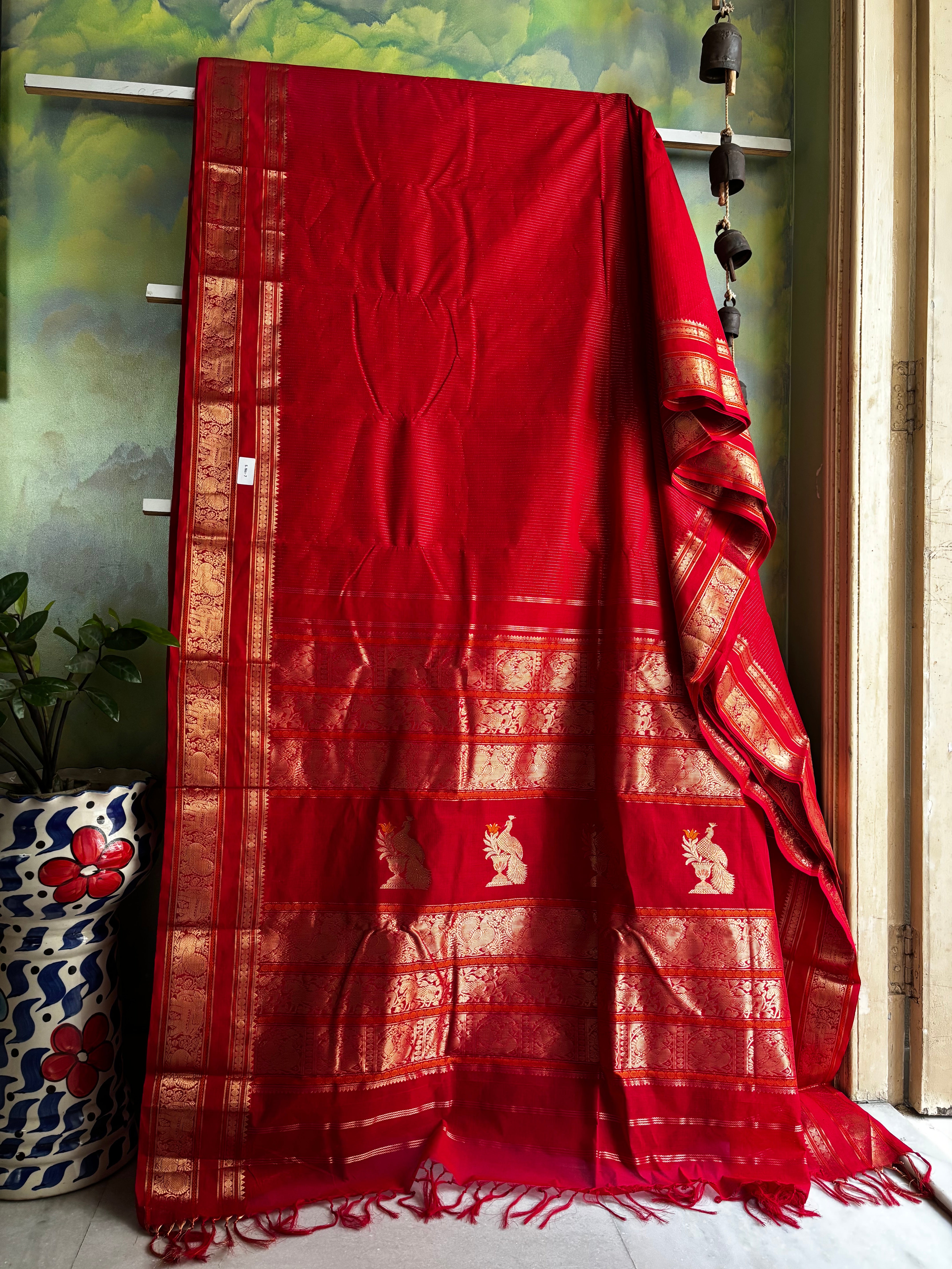 Handwoven Red Colour Kanchipuram Cotton Saree