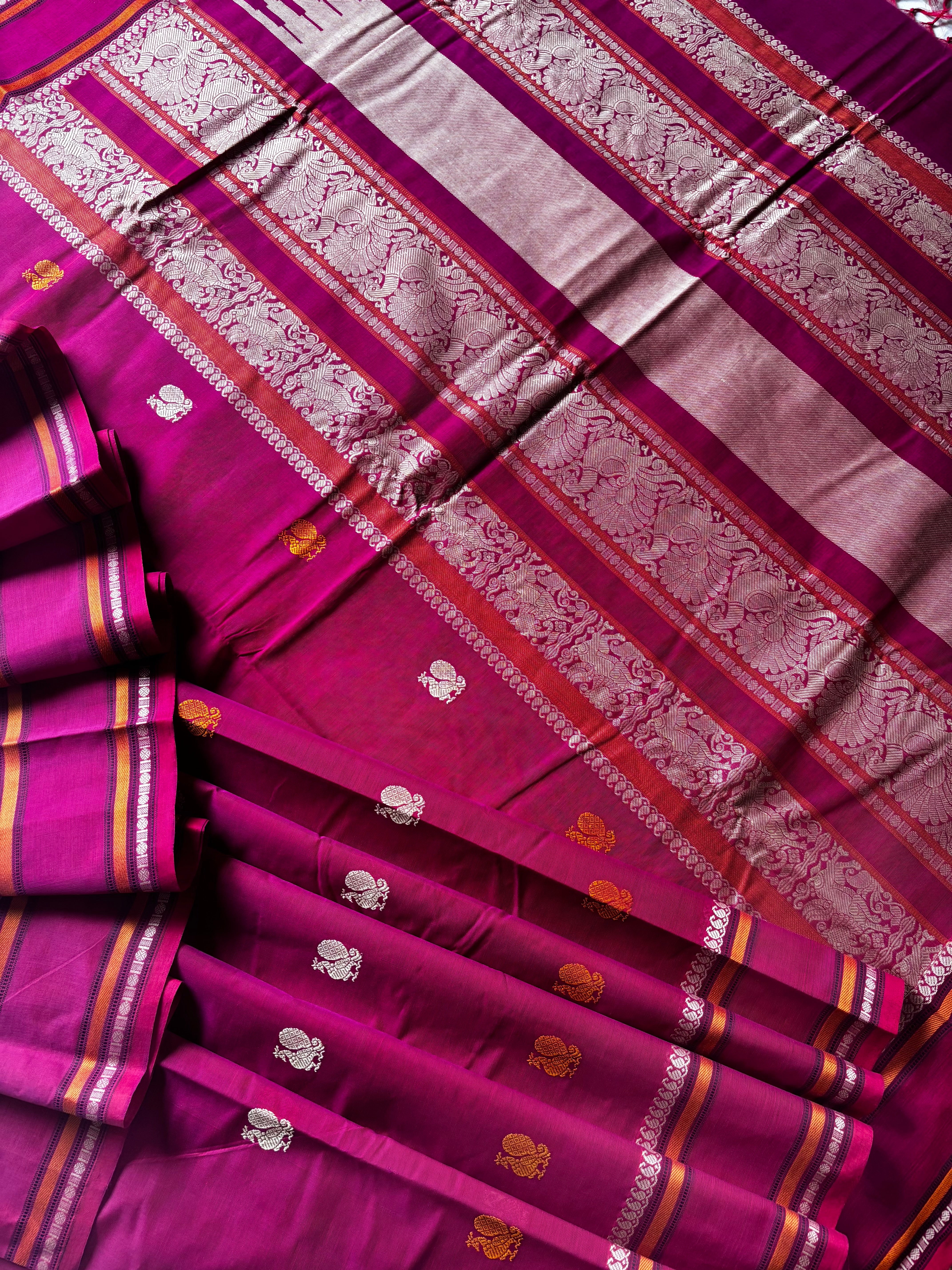 Handwoven Red Blue Mixed Toned Kanchipuram Cotton Saree