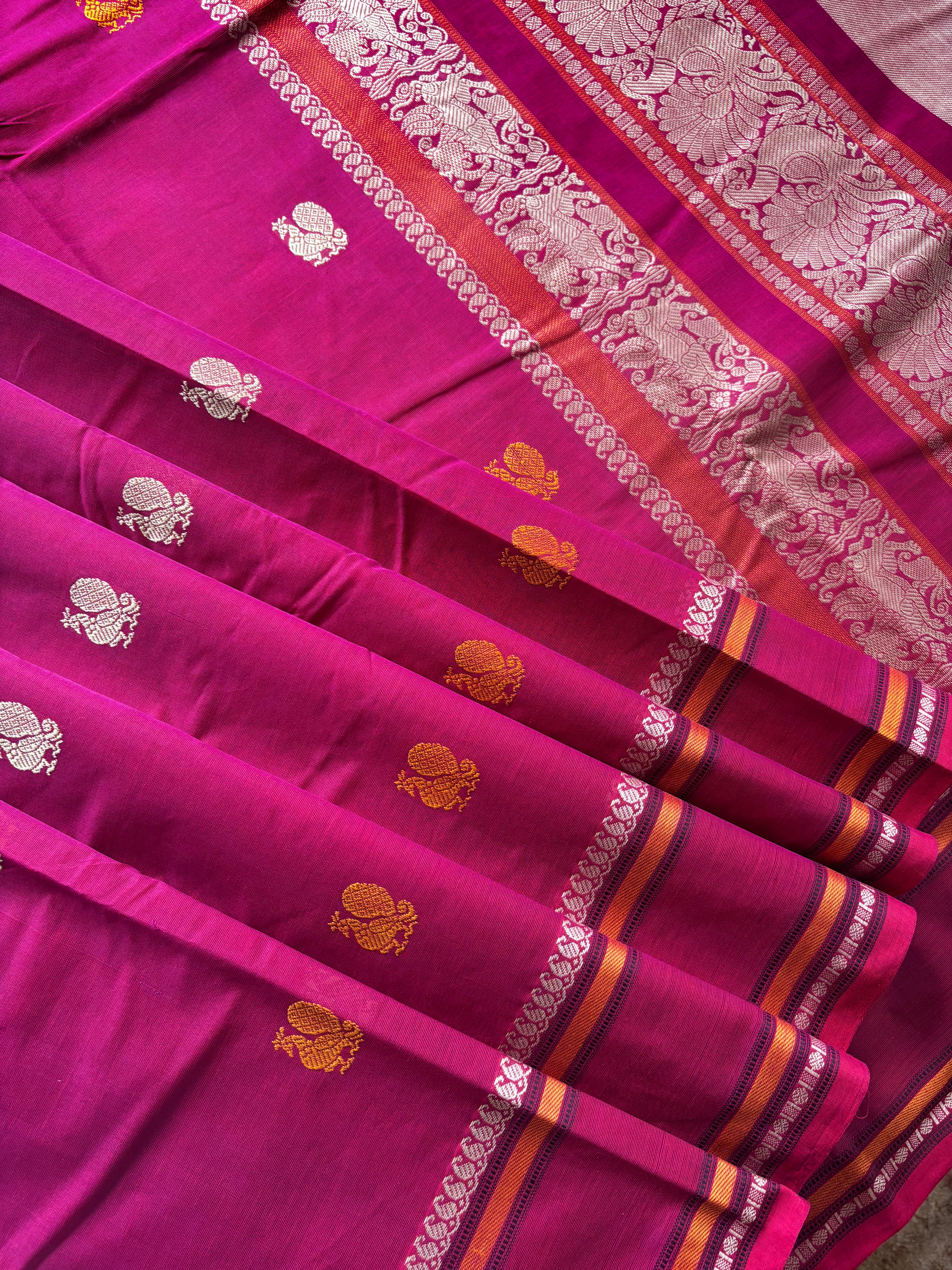 Handwoven Red Blue Mixed Toned Kanchipuram Cotton Saree