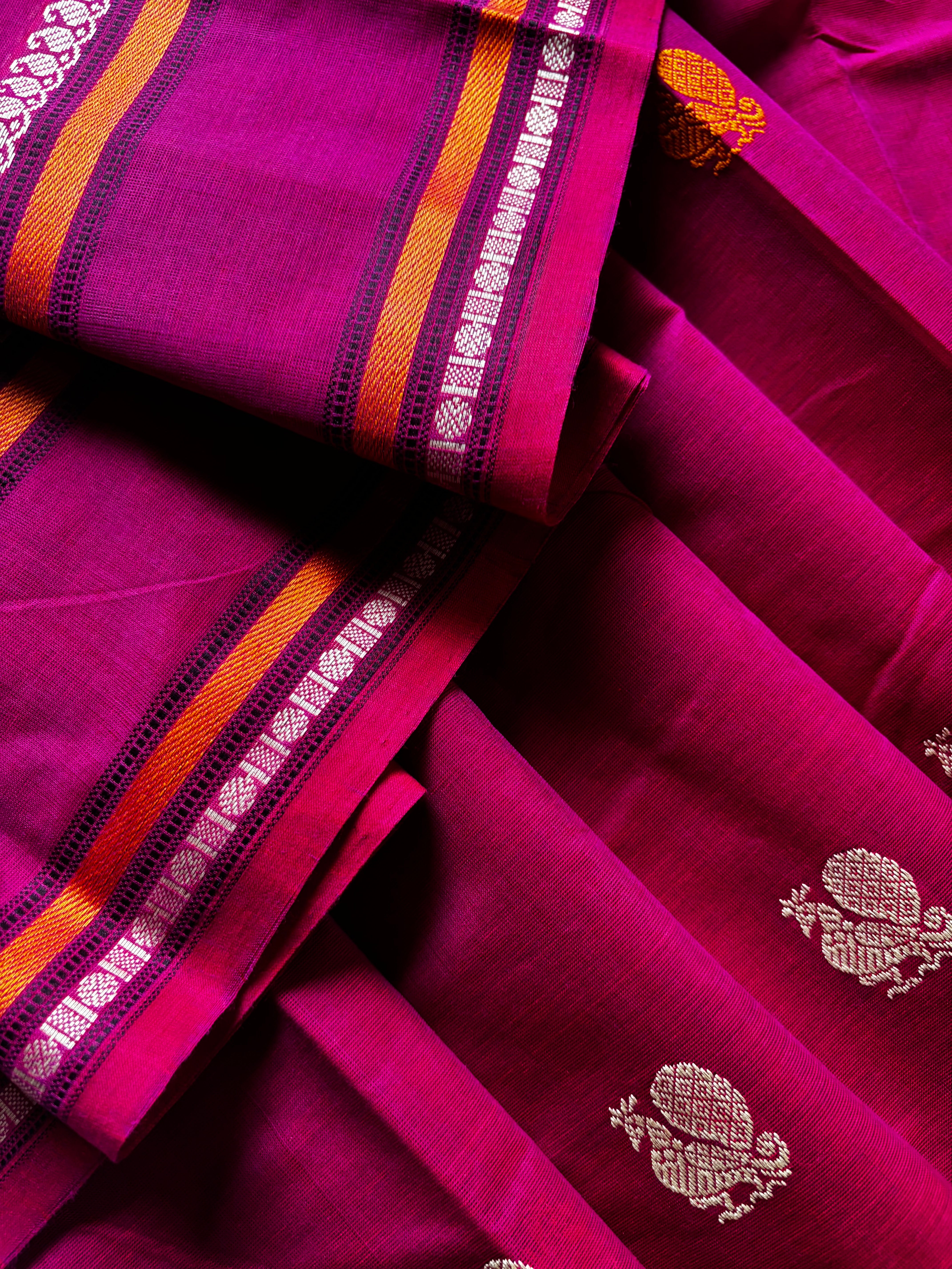 Handwoven Red Blue Mixed Toned Kanchipuram Cotton Saree