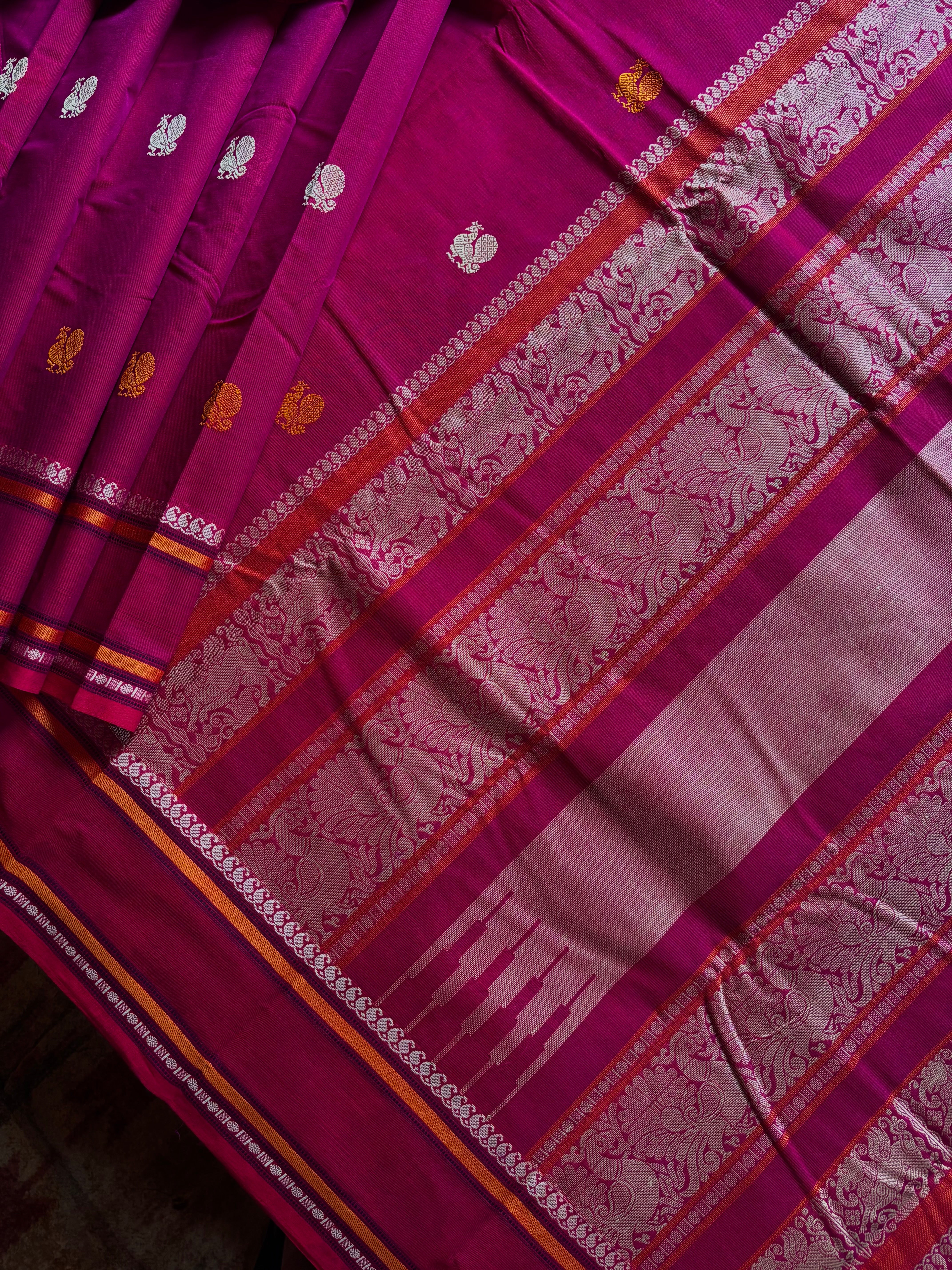 Handwoven Red Blue Mixed Toned Kanchipuram Cotton Saree