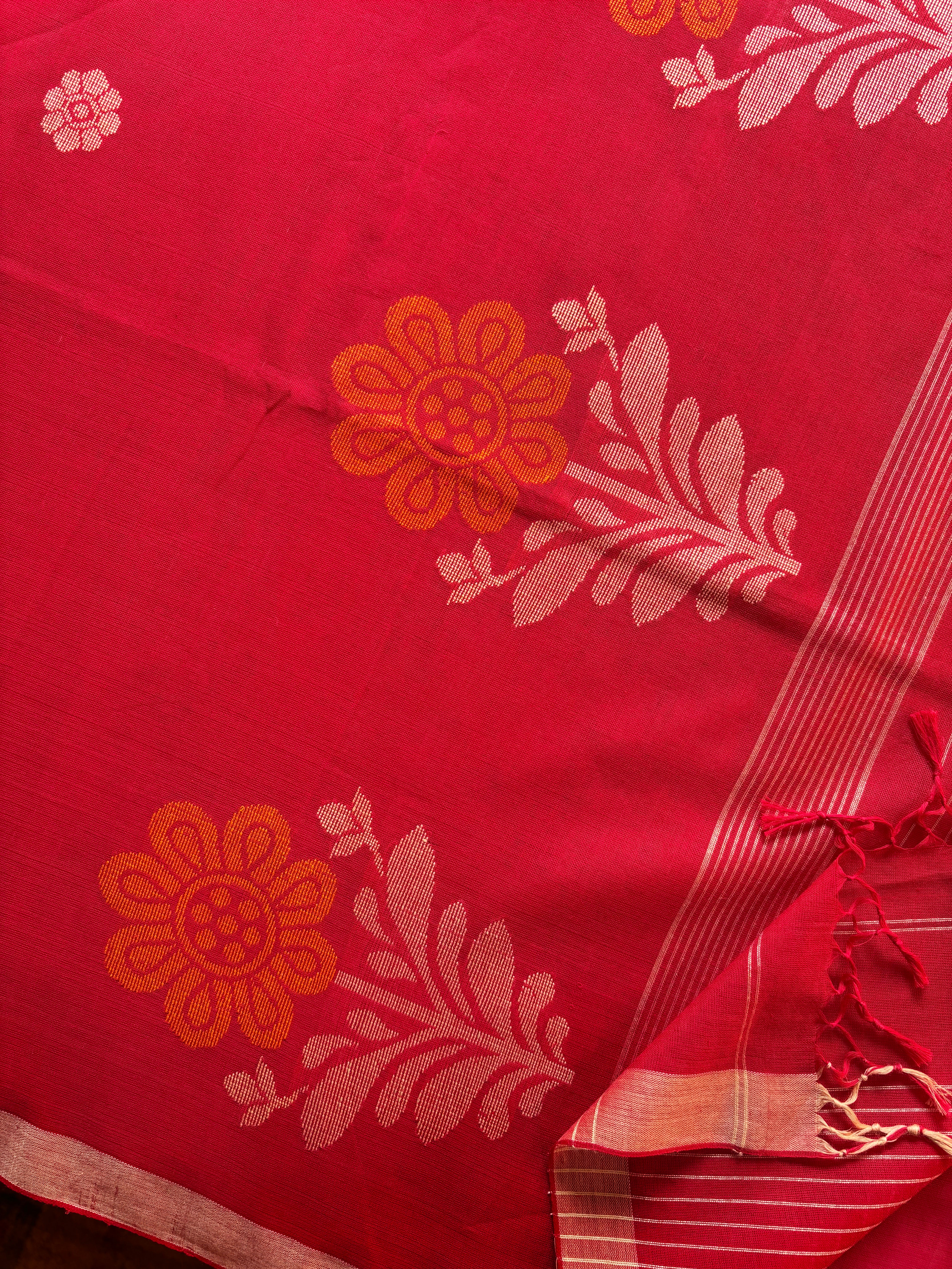 Handwoven Red Cotton Jamdani Saree