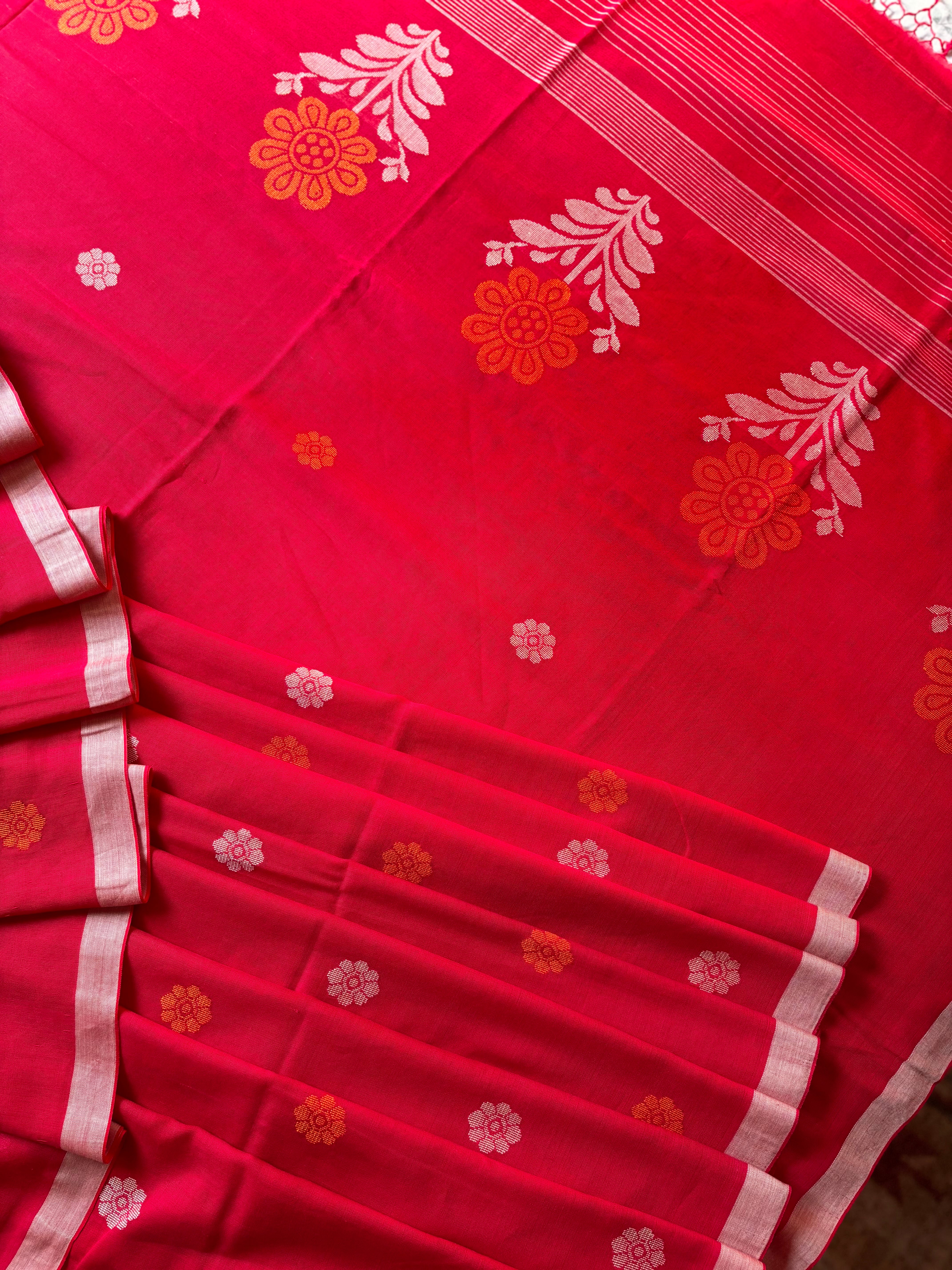 Handwoven Red Cotton Jamdani Saree