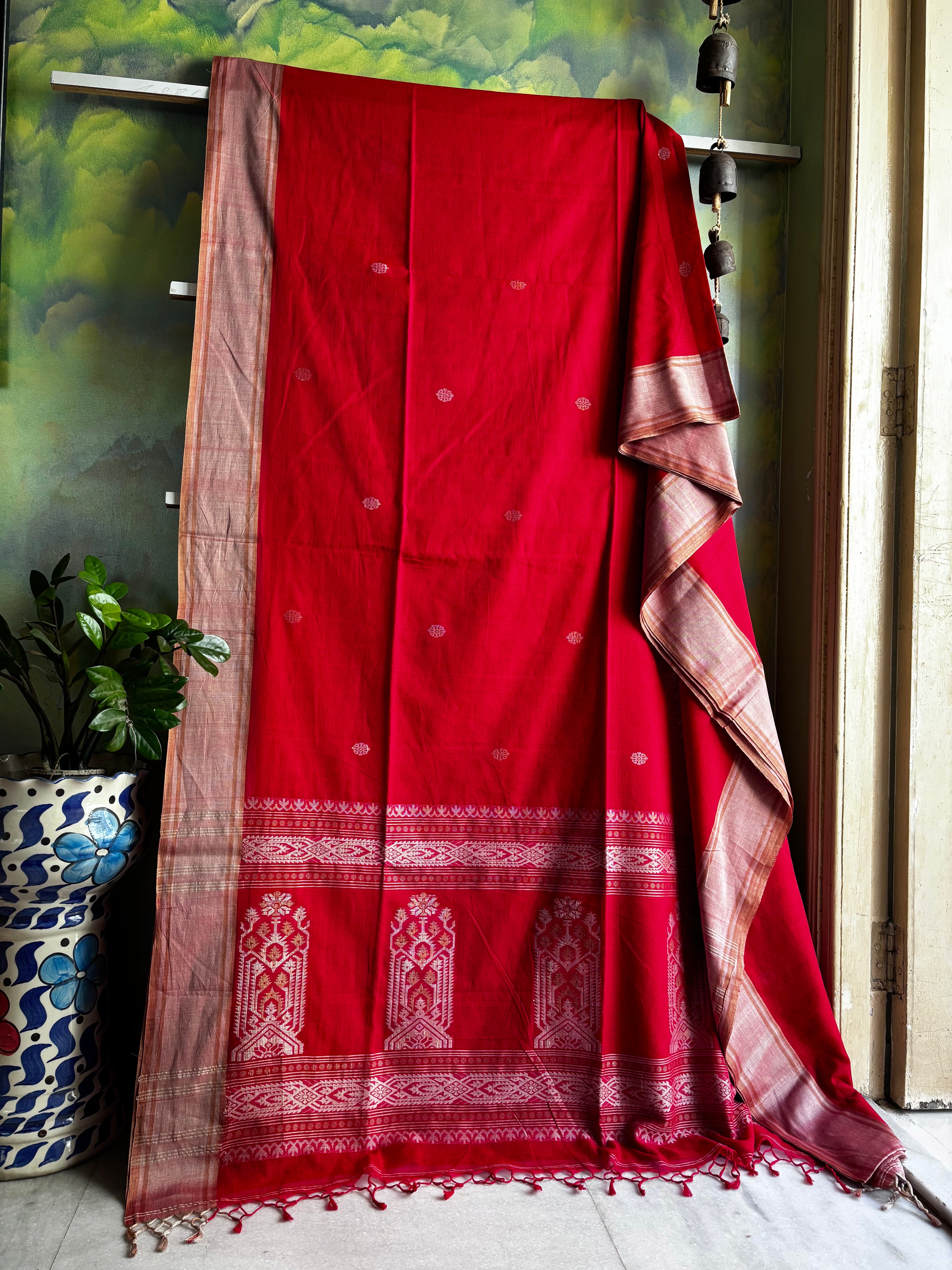 Handwoven Red Colour Cotton Jamdani Saree