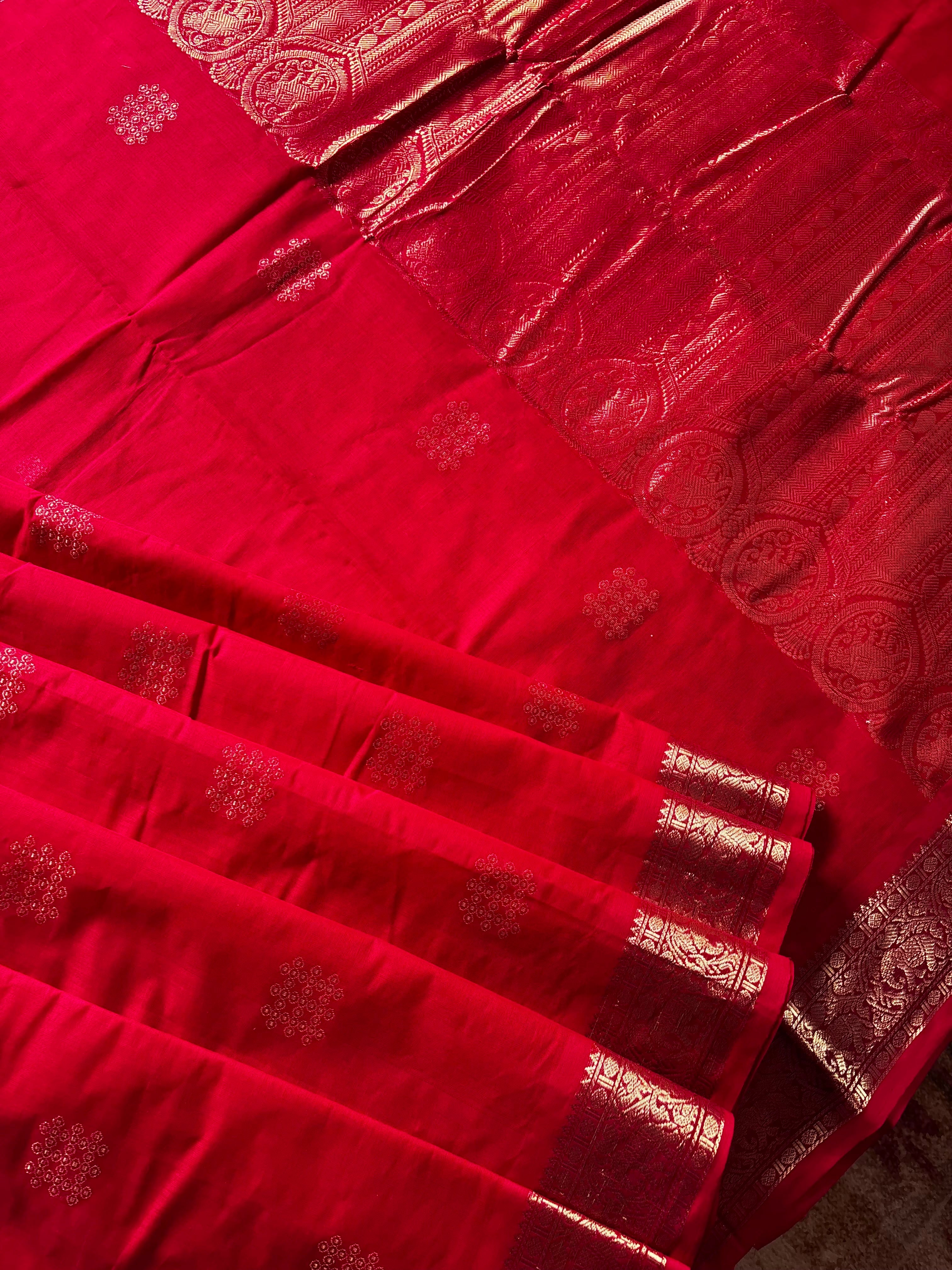 Handwoven Red Colour Kanchipuram Cotton Saree