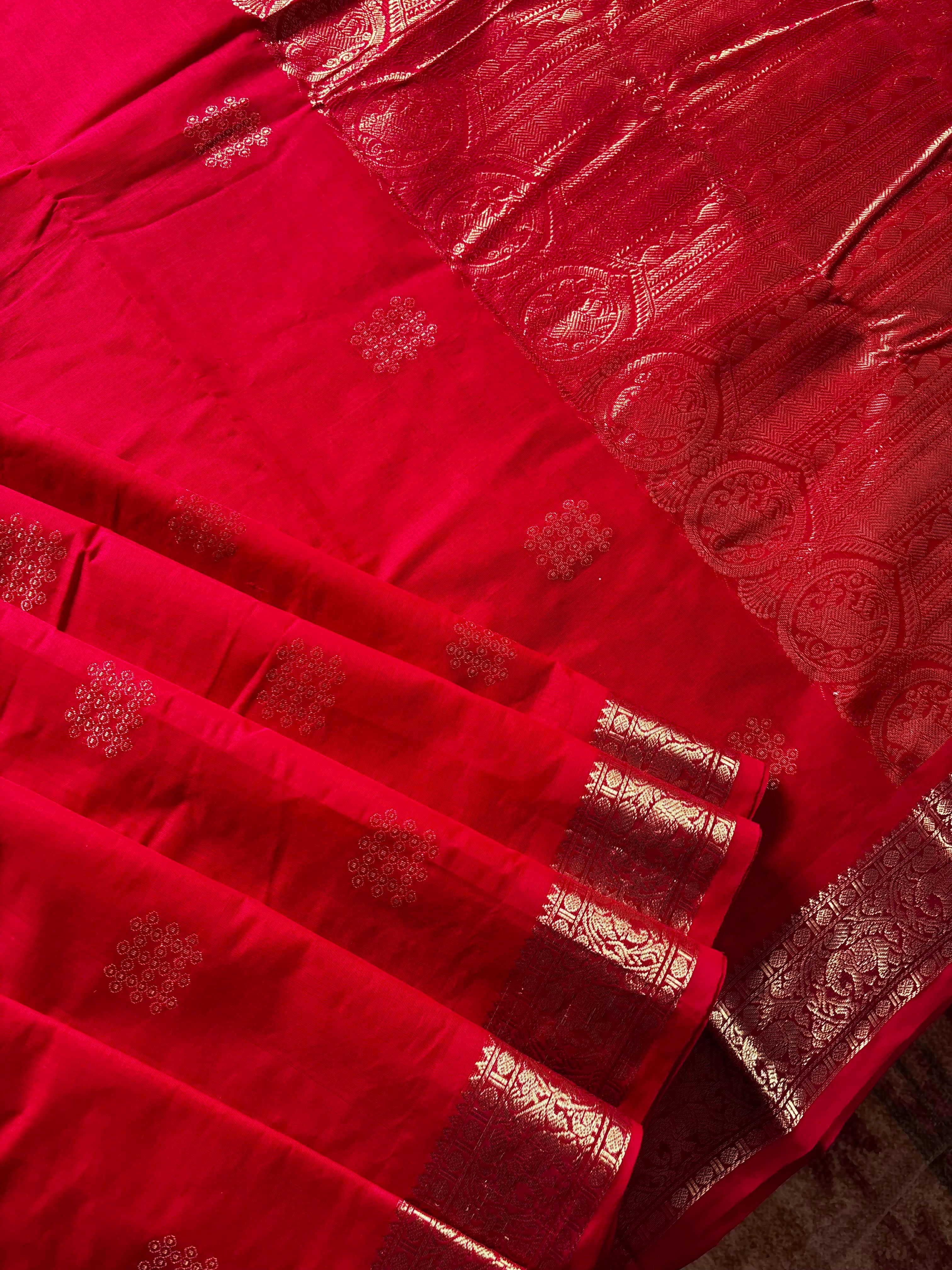 Handwoven Red Colour Kanchipuram Cotton Saree