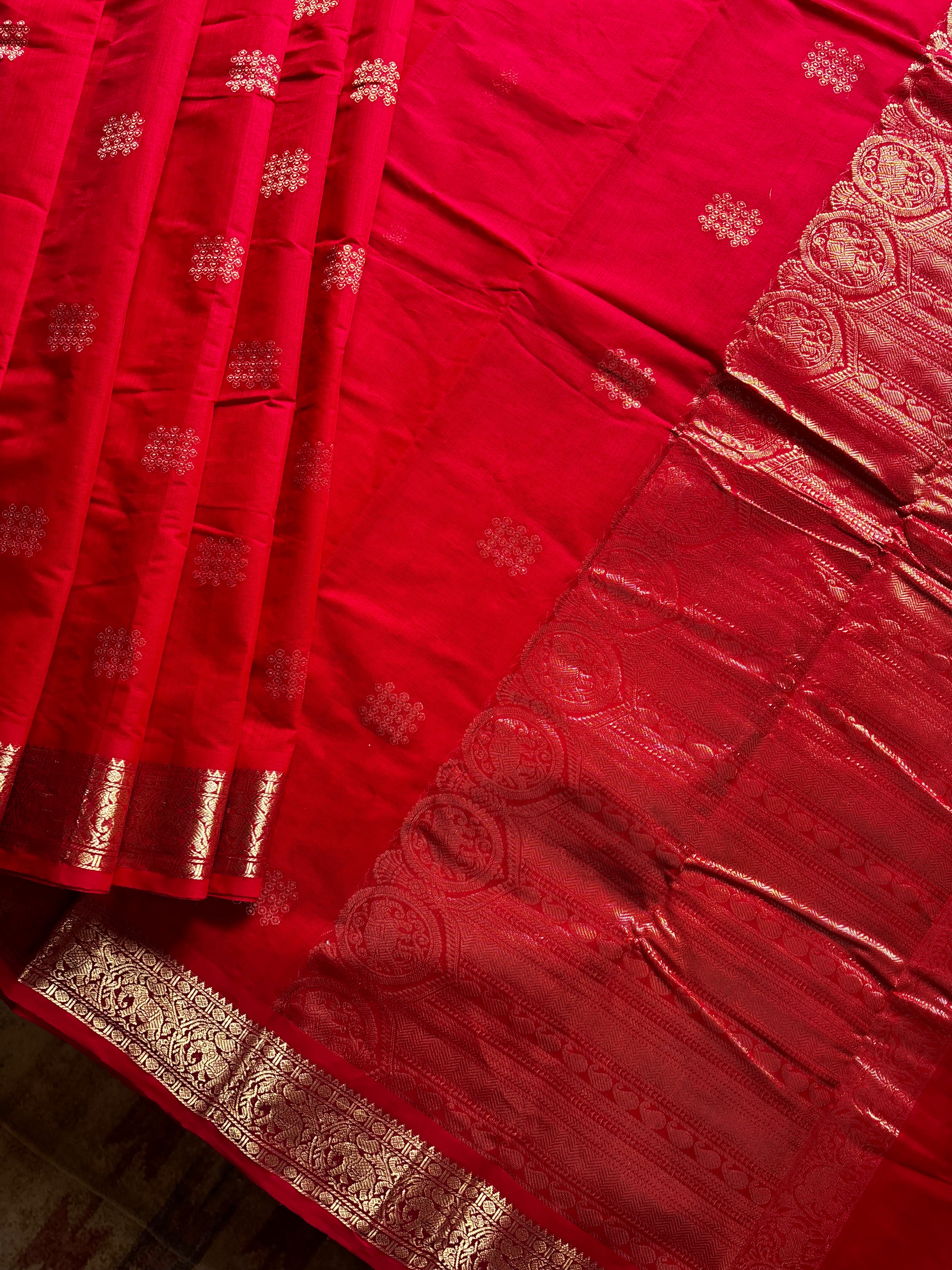 Handwoven Red Colour Kanchipuram Cotton Saree