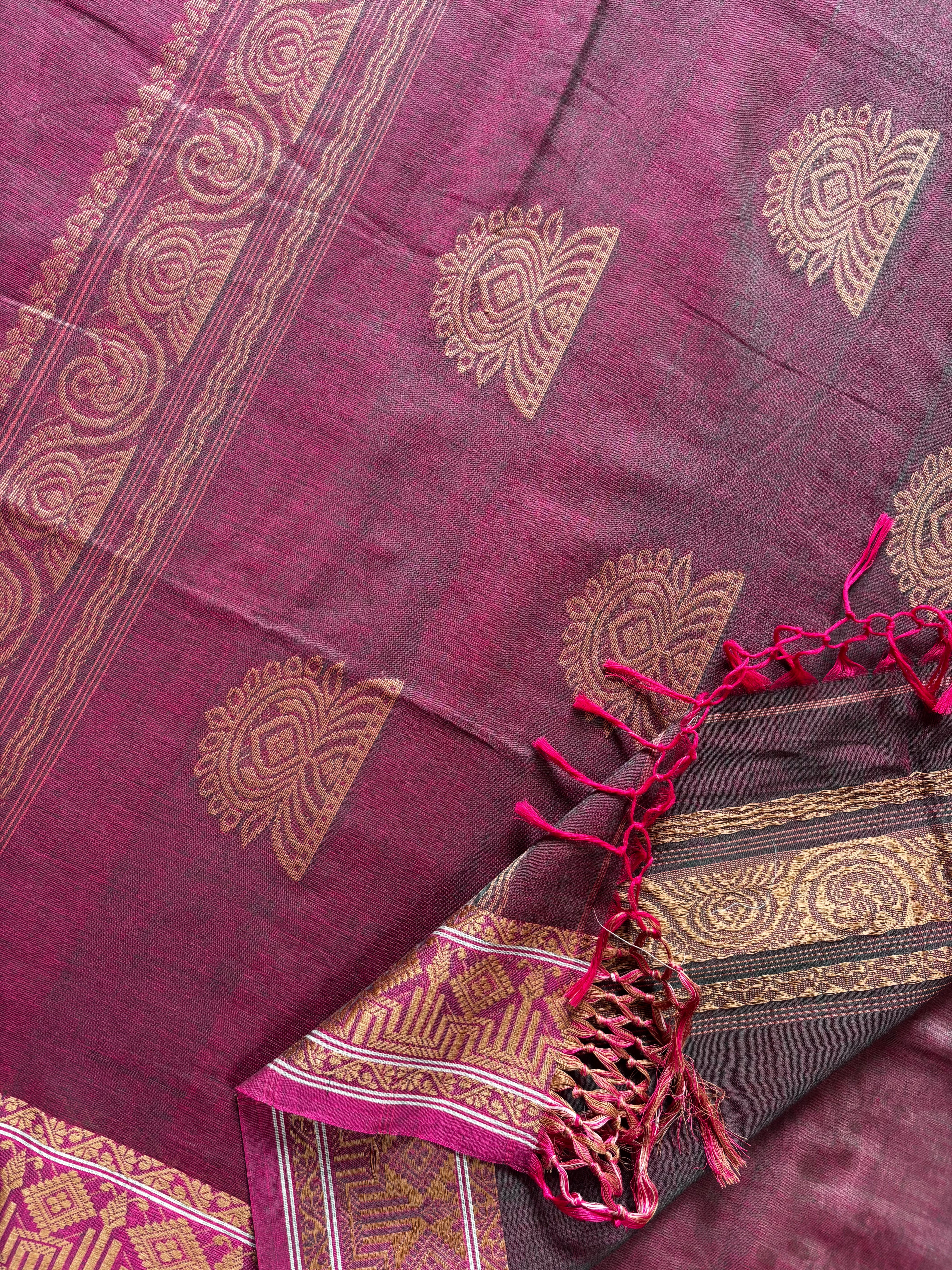 Handwoven Dual Toned Purple Colour Phulia Cotton Saree