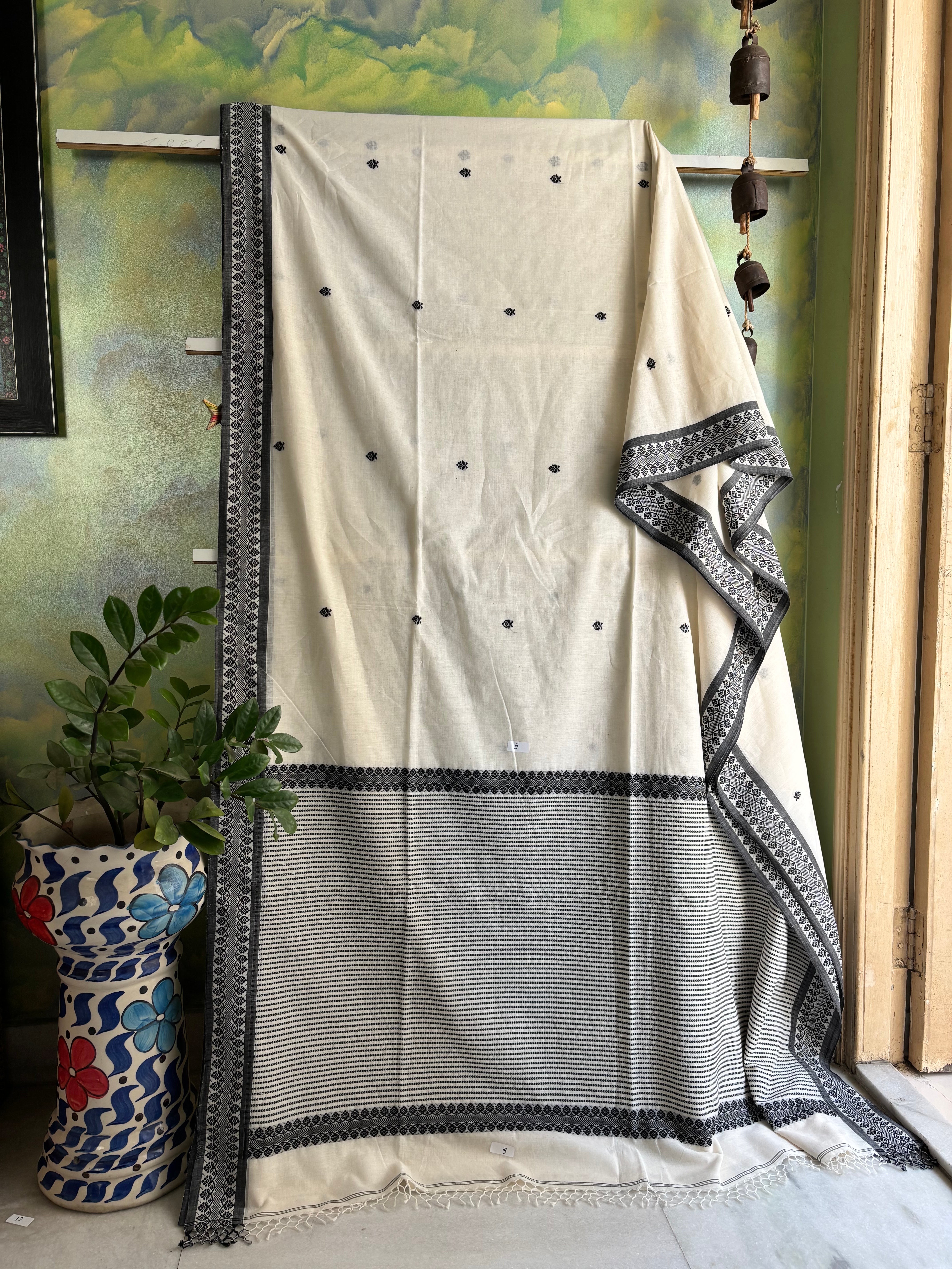 Handwoven White Black Phulia Cotton Saree