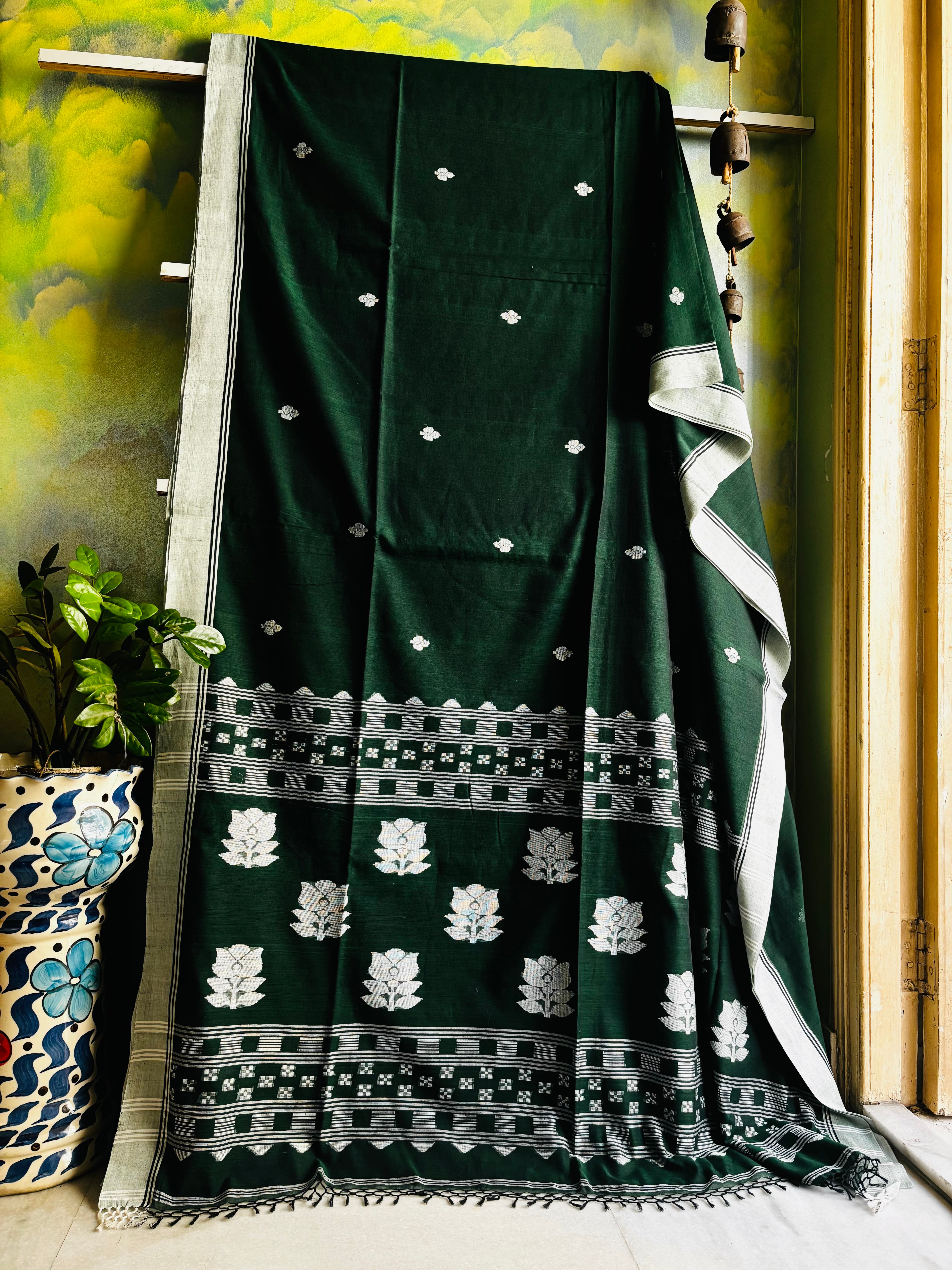 Handwoven Dark Emerald Green Phulia Cotton Saree