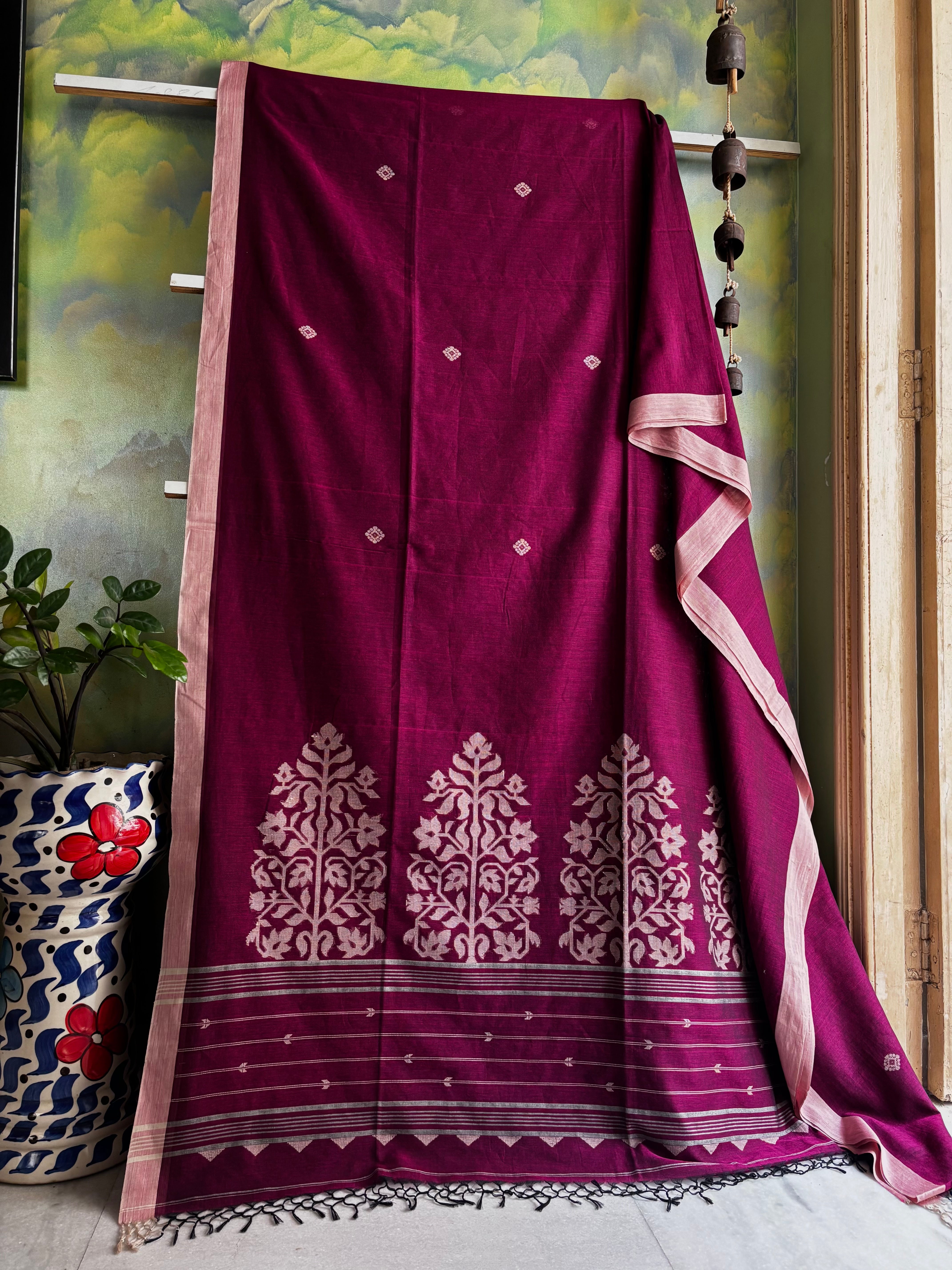 Handwoven Dusty Purple Colour Cotton Jamdani Saree