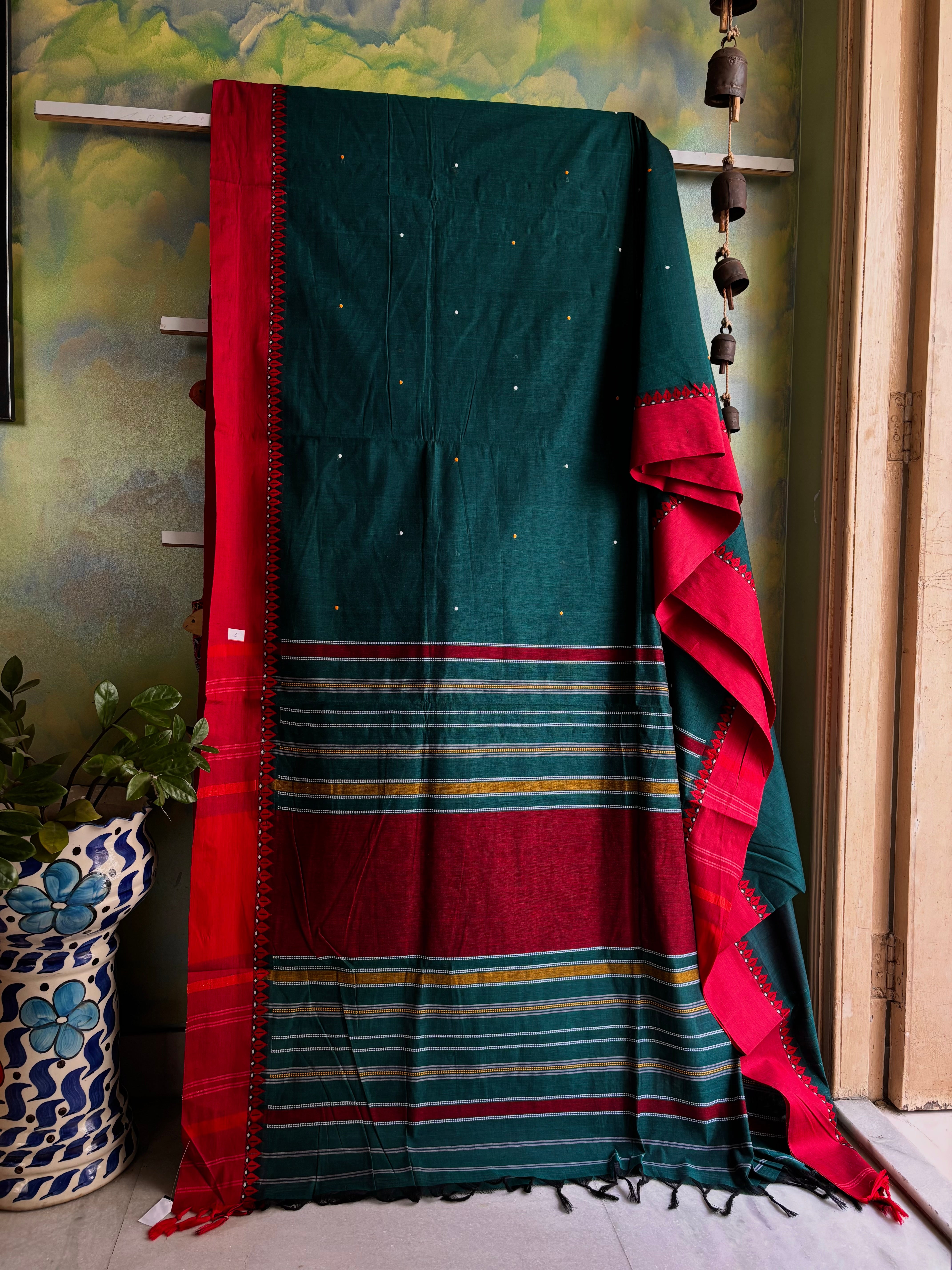 Handwoven Rama Green Begampuri
