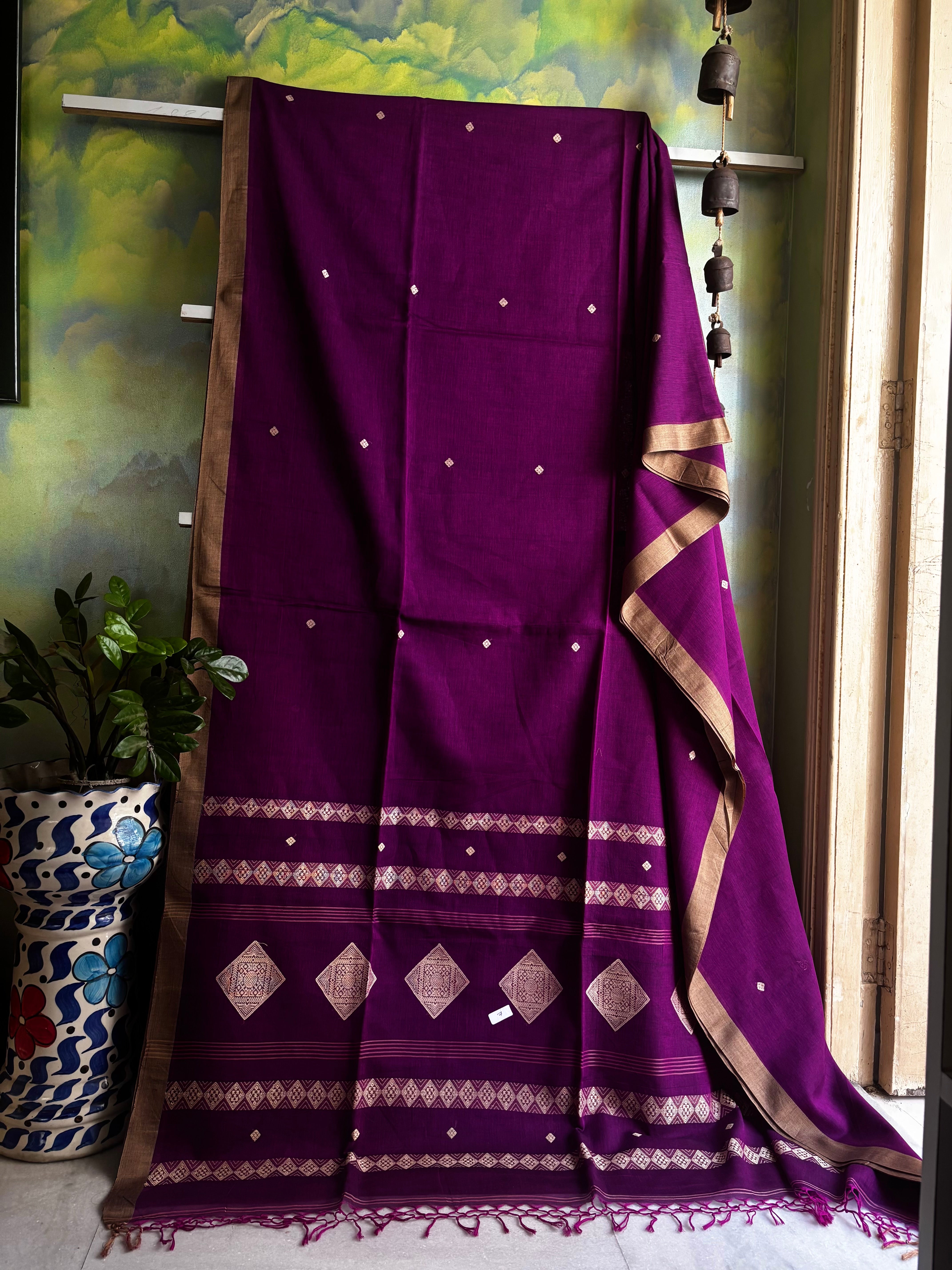 Handwoven Brinjal Colour Phulia Cotton Saree