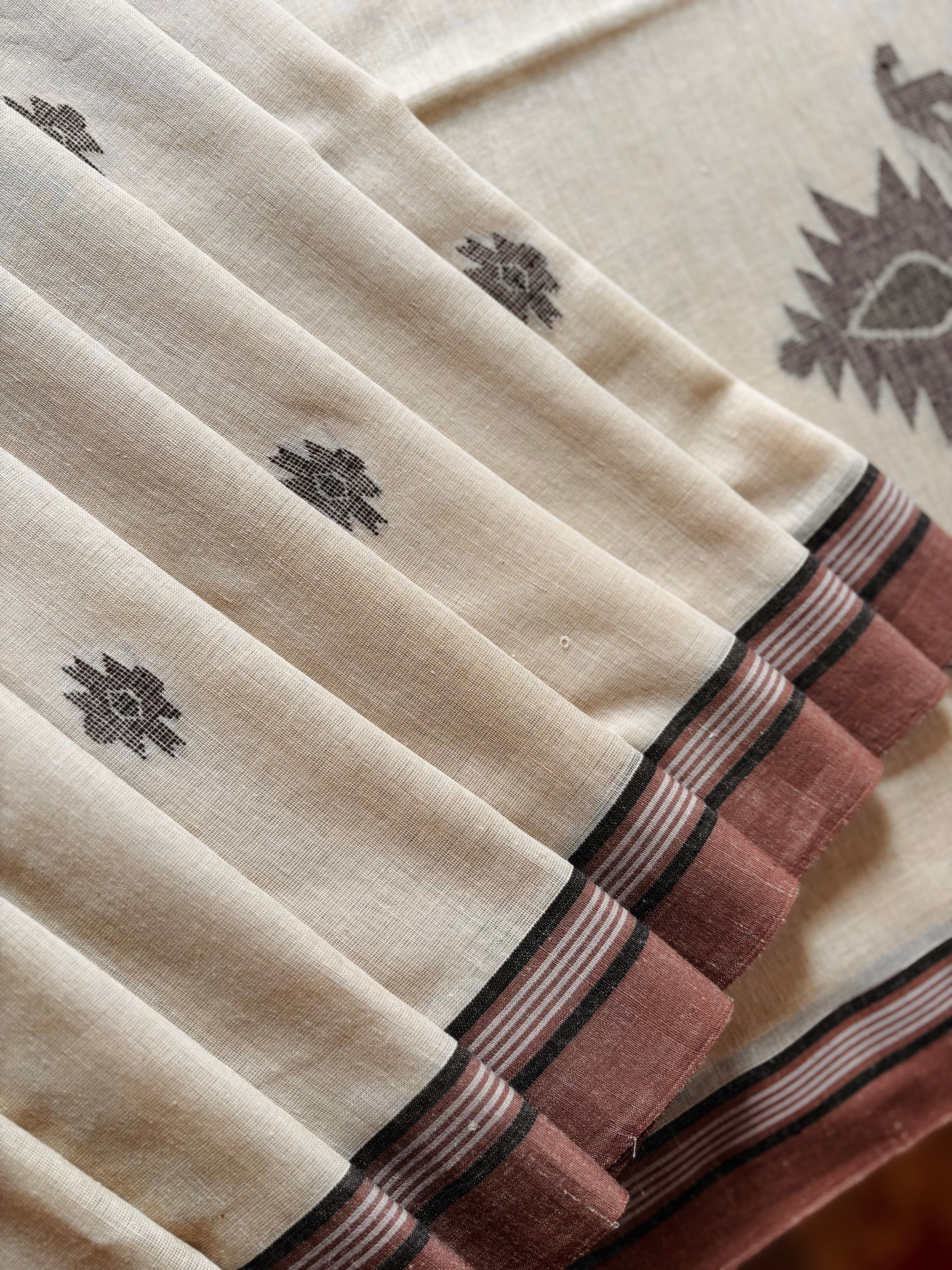 Handwoven Beige Colour Cotton Jamdani Saree