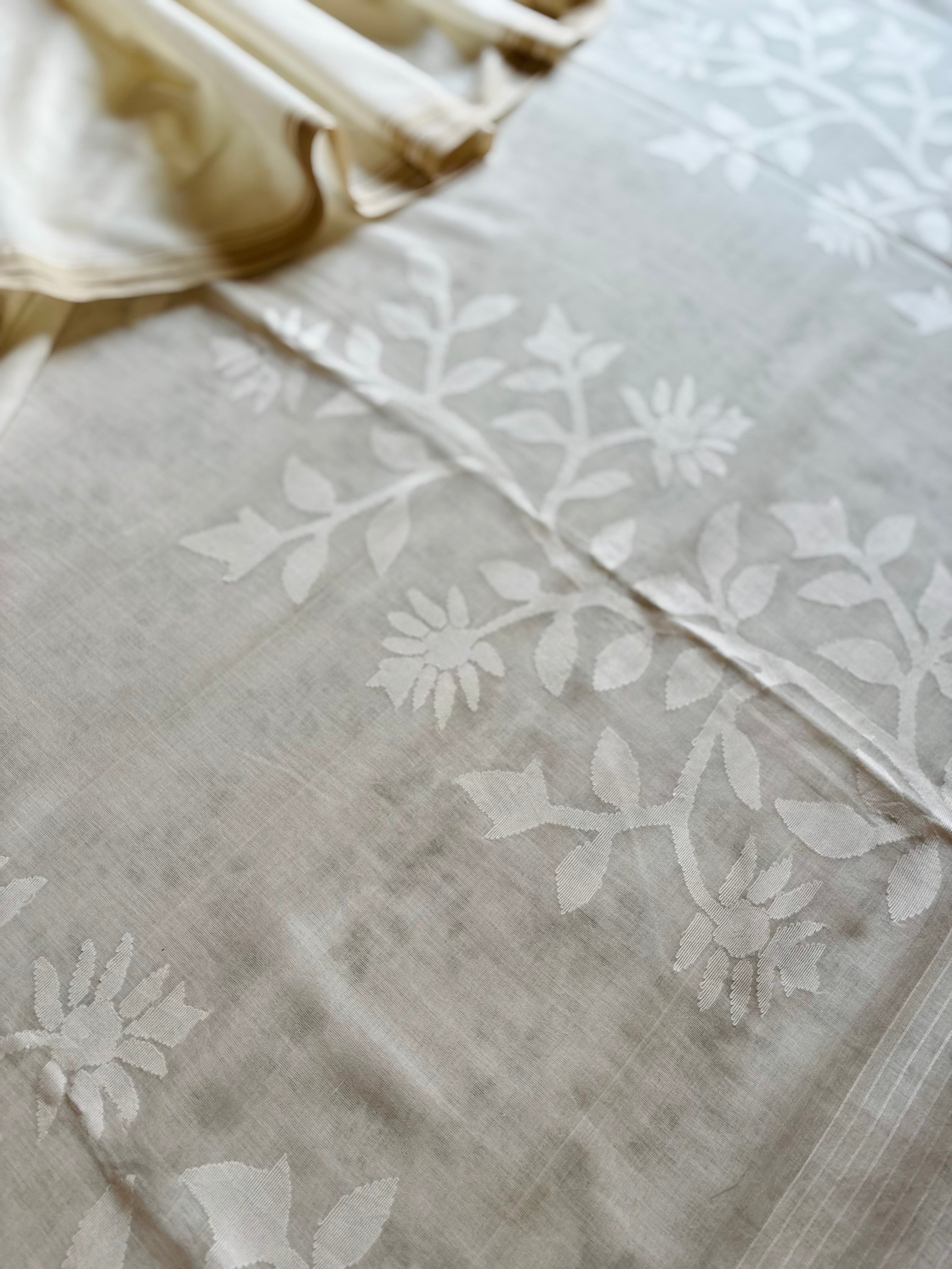 Handwoven White Cotton Jamdani