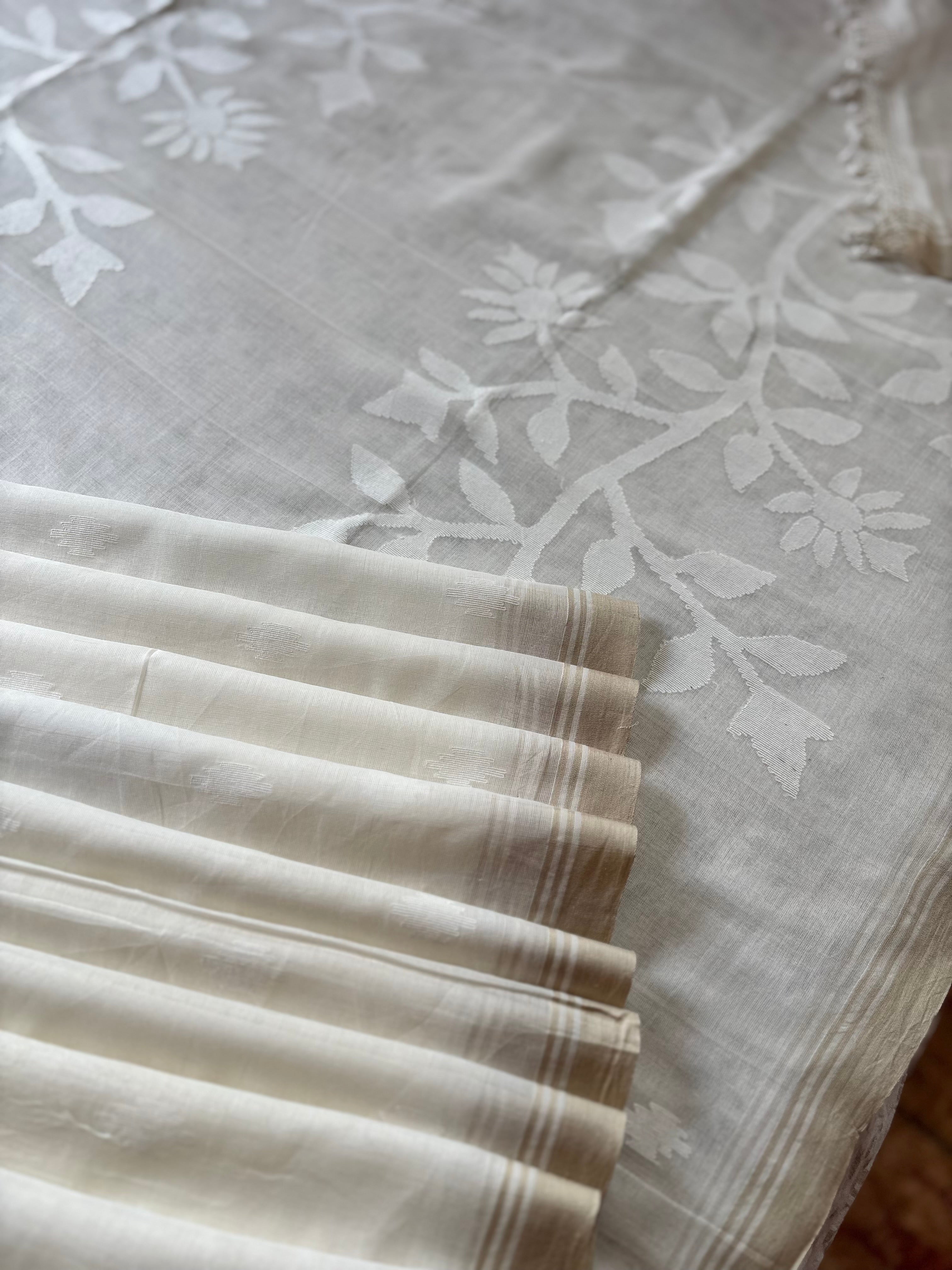 Handwoven White Cotton Jamdani