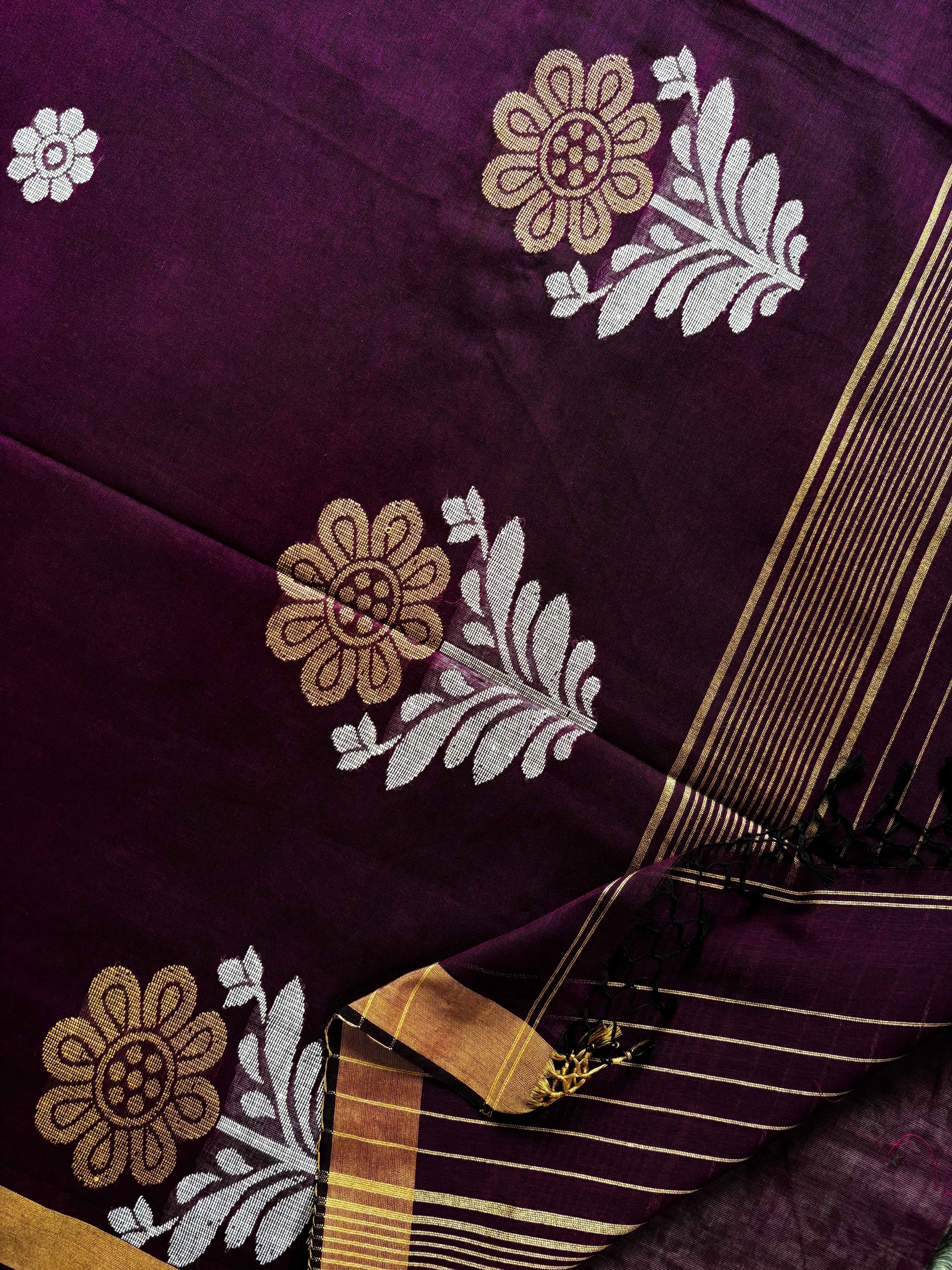 Handwoven Dark Purple Colour Cotton Jamdani Saree