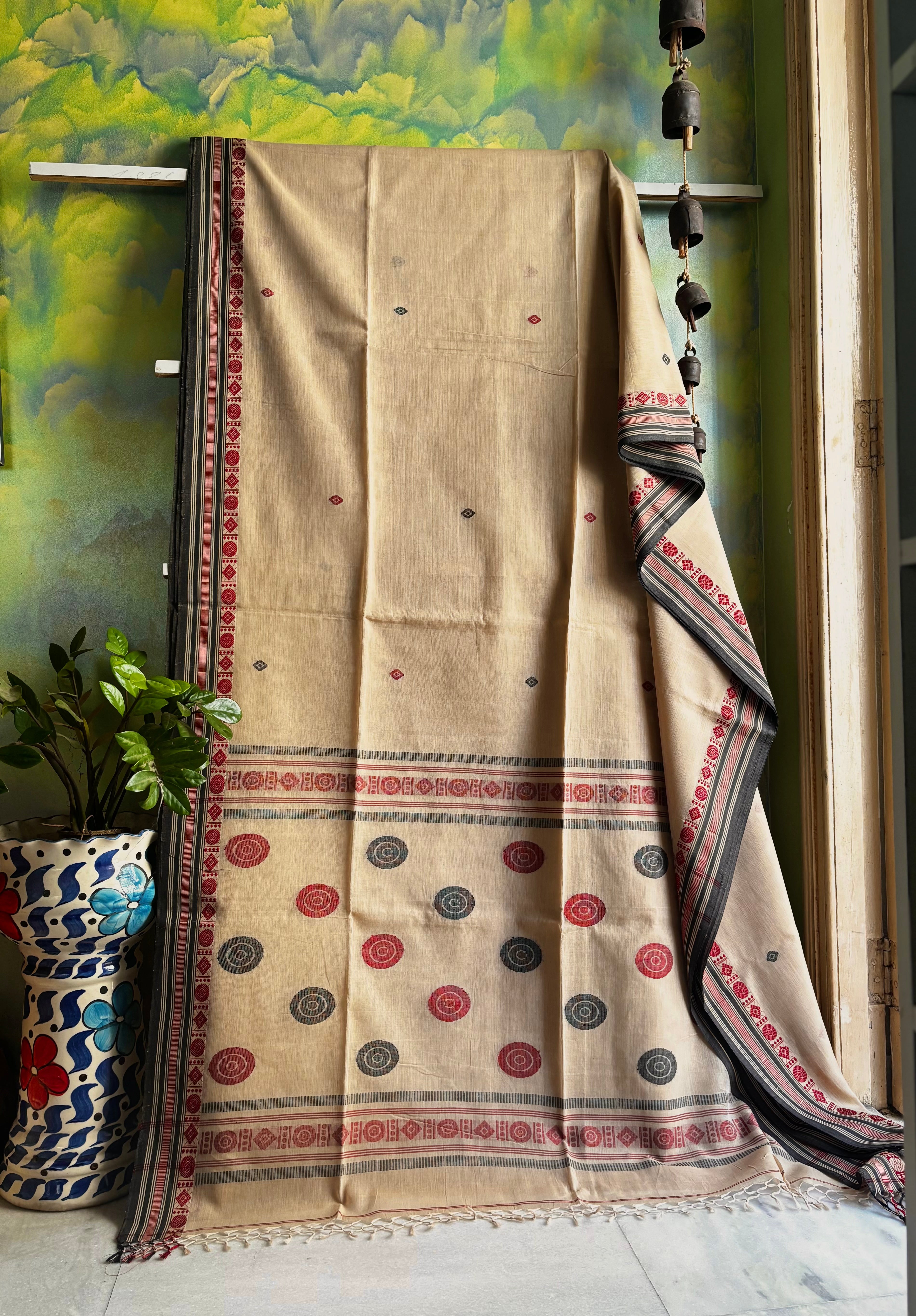 Handwoven Beige Colour Pure Cotton Saree