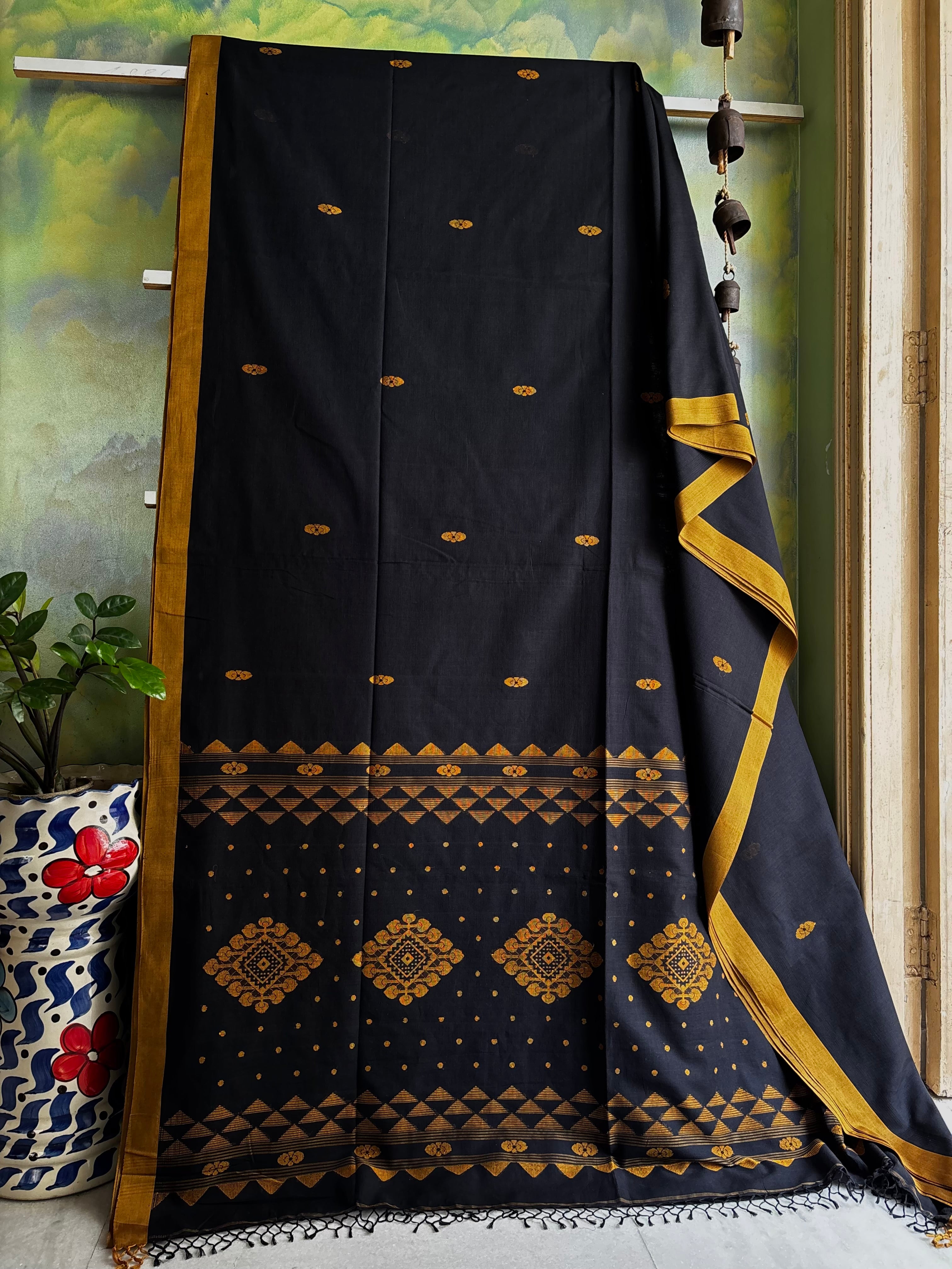 Handwoven Black Mustard Cotton Jamdani Saree
