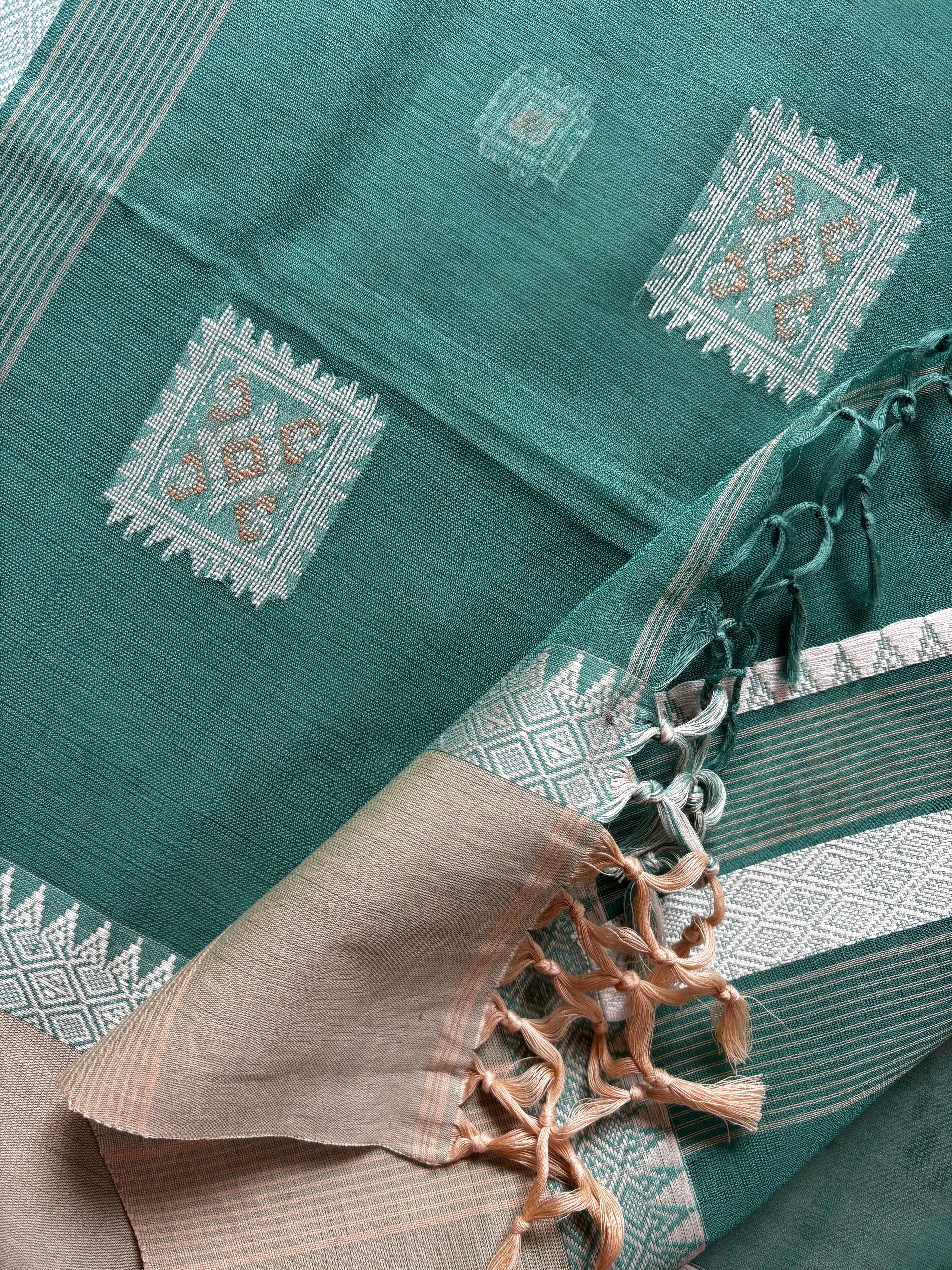 Handwoven Dusty Sea Green Colour Phulia Cotton Saree