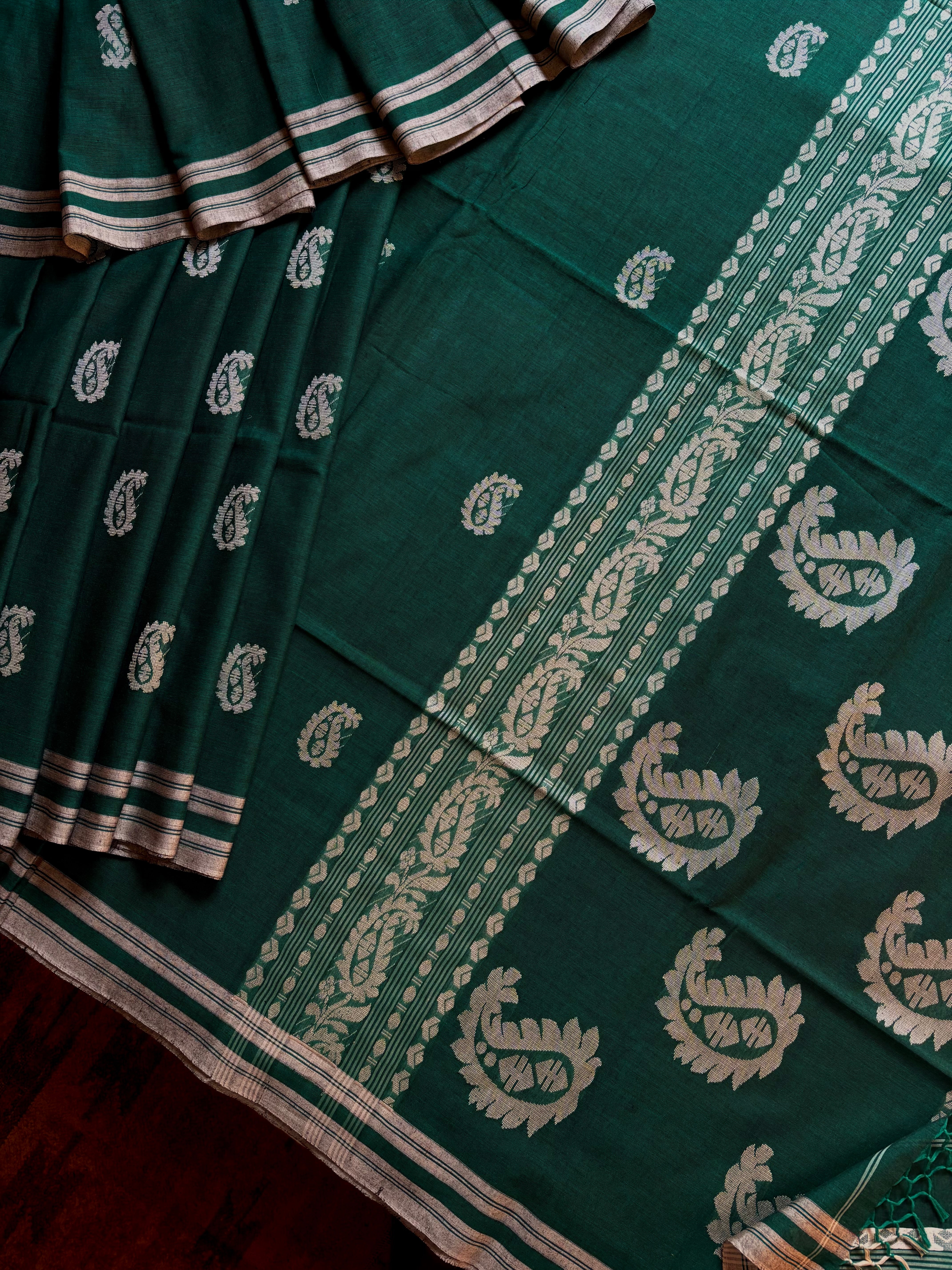 Handwoven Bottle Green Cotton Jamdani Saree