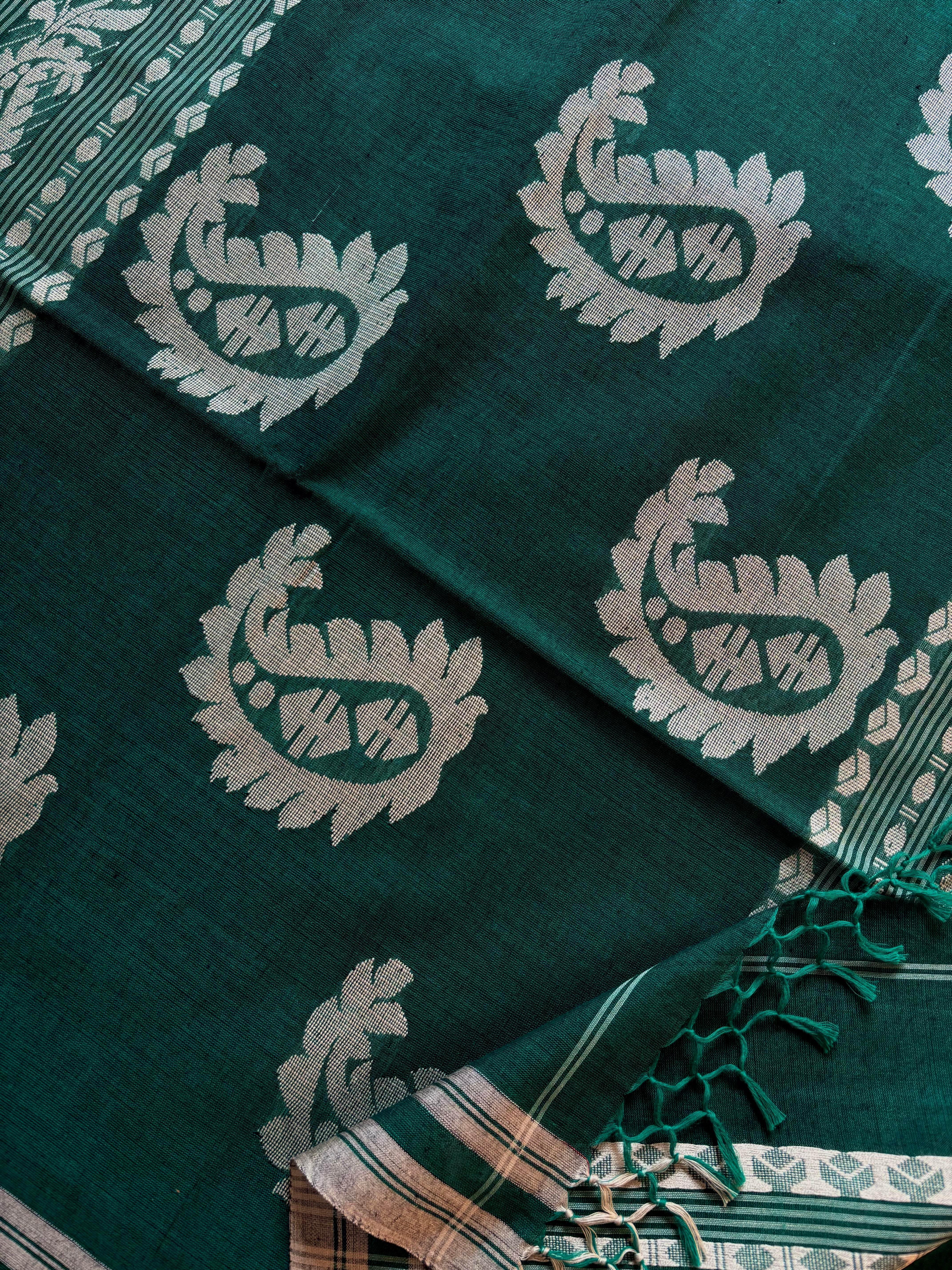 Handwoven Bottle Green Cotton Jamdani Saree