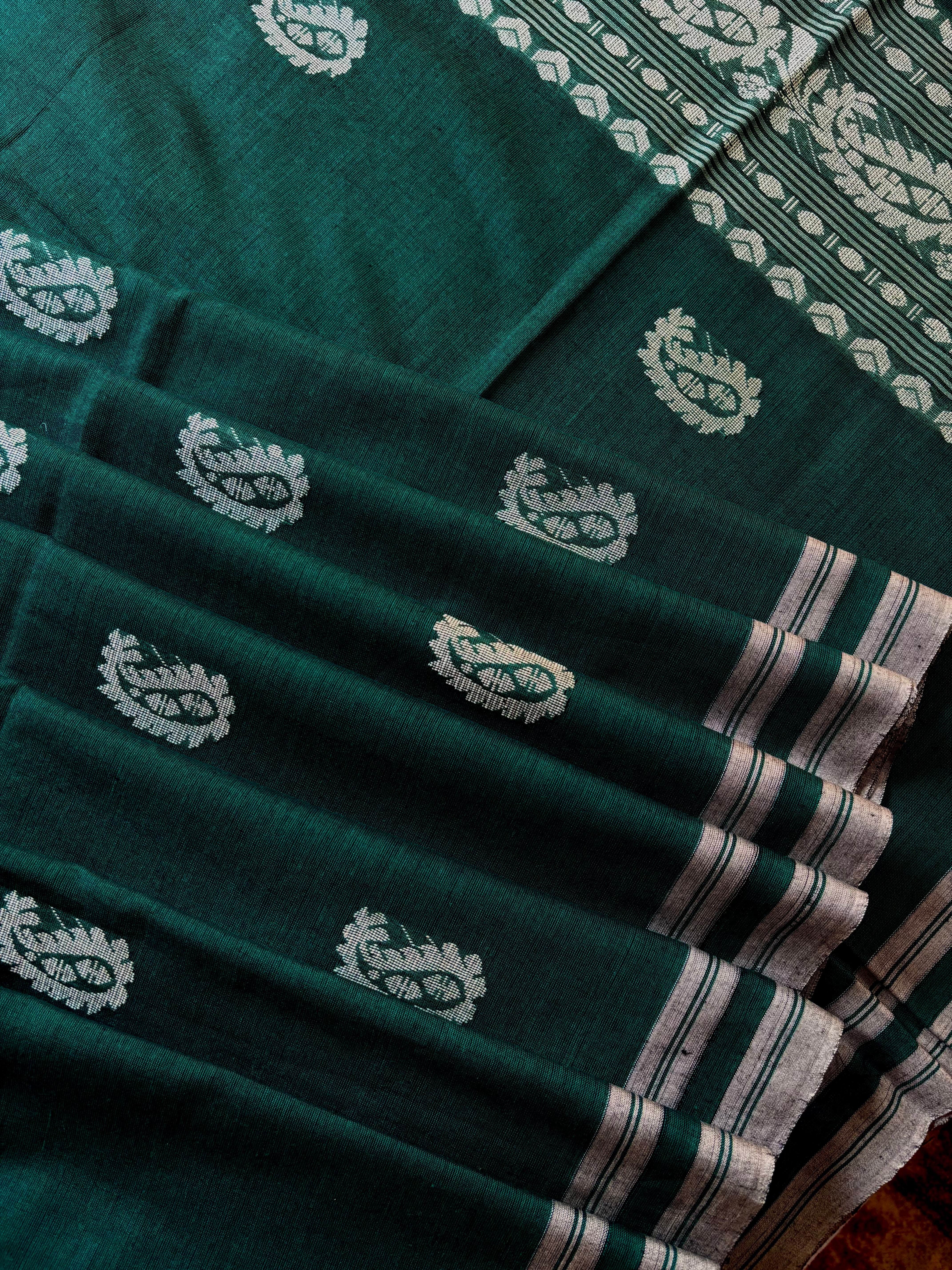 Handwoven Bottle Green Cotton Jamdani Saree