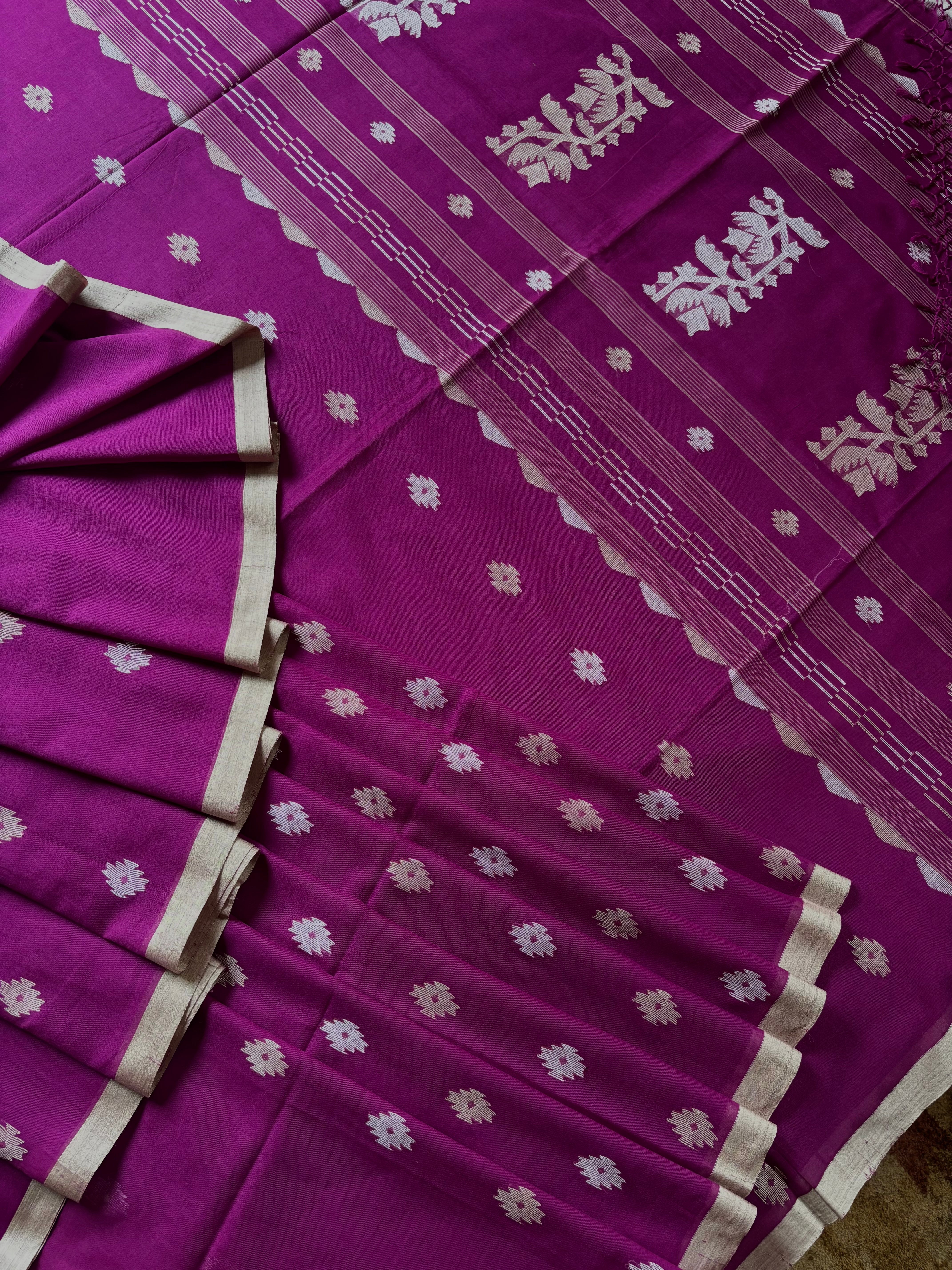 Handwoven Purple Colour Cotton Jamdani Saree
