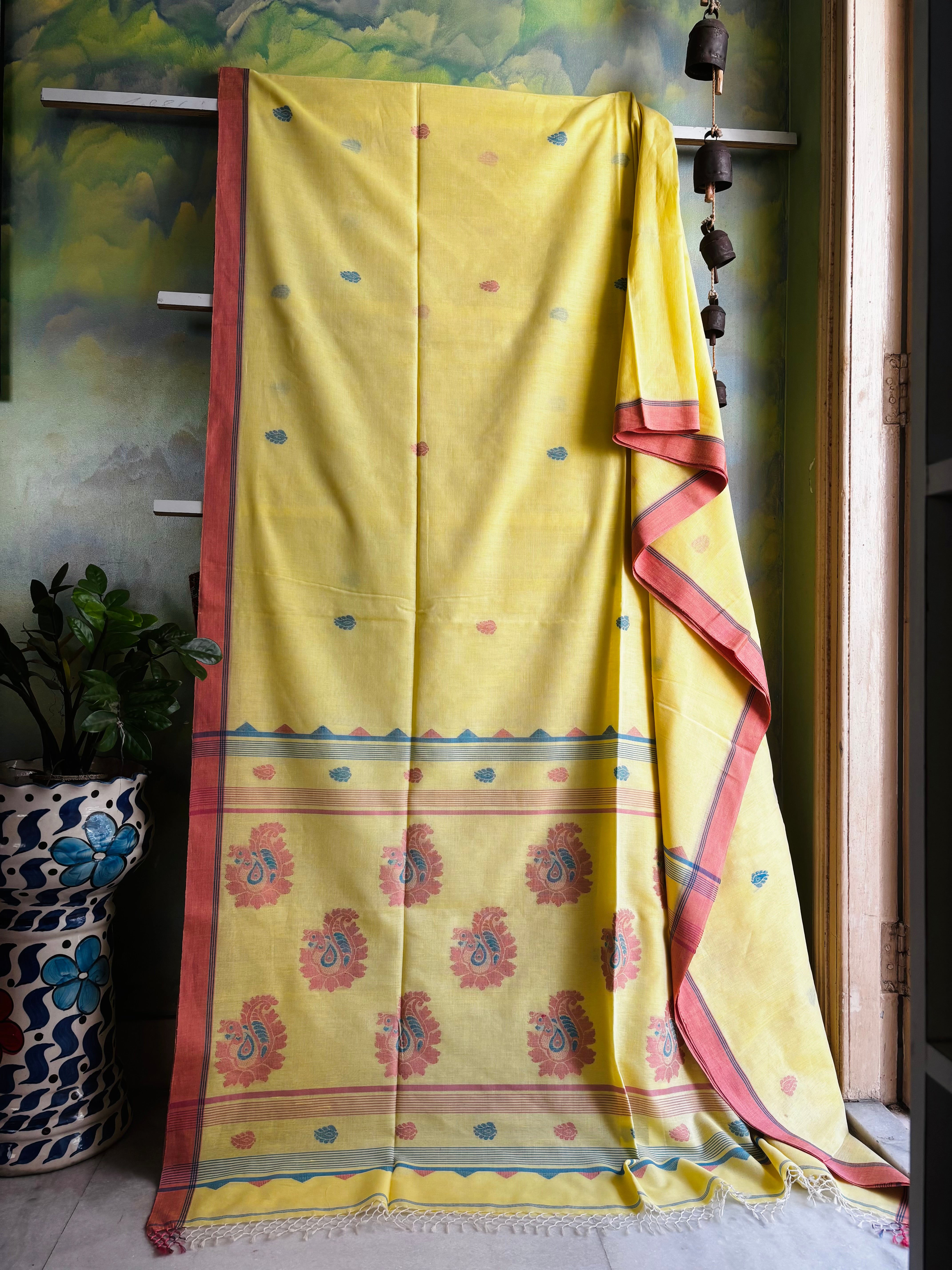Handwoven Light Lemon Pure Cotton Jamdani Saree