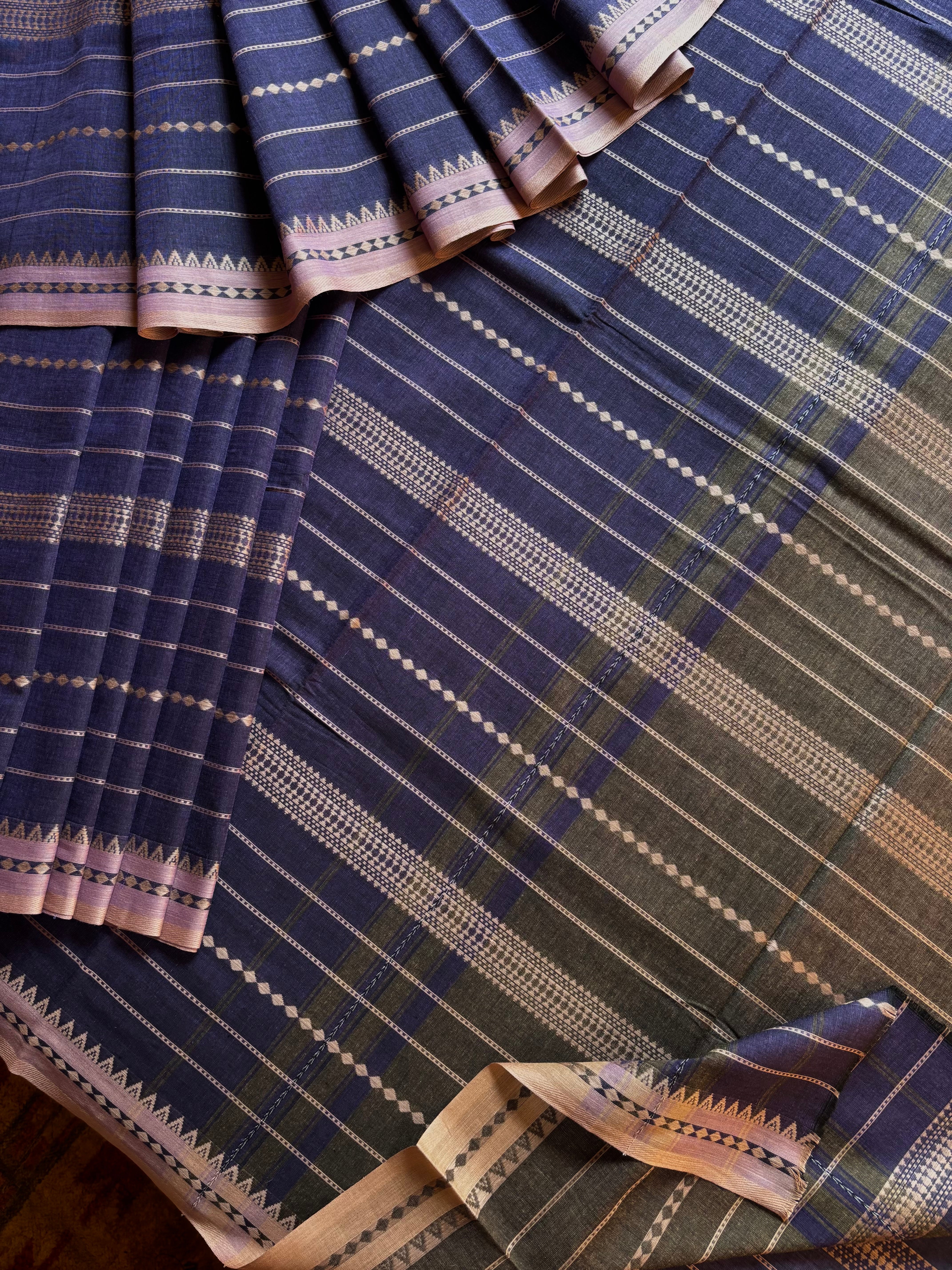 Handwoven Mauve Colour Pure Cotton Saree