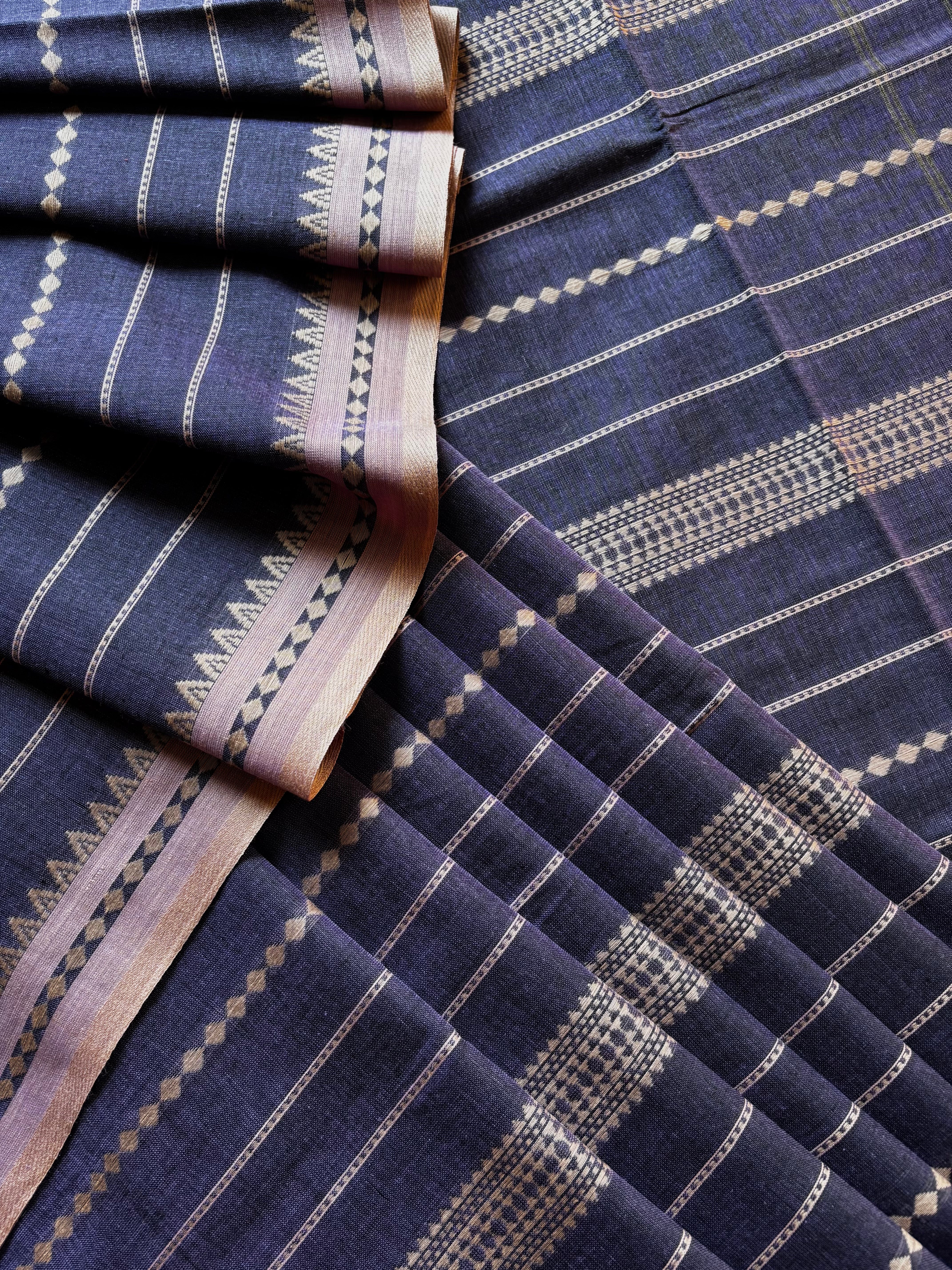 Handwoven Mauve Colour Pure Cotton Saree