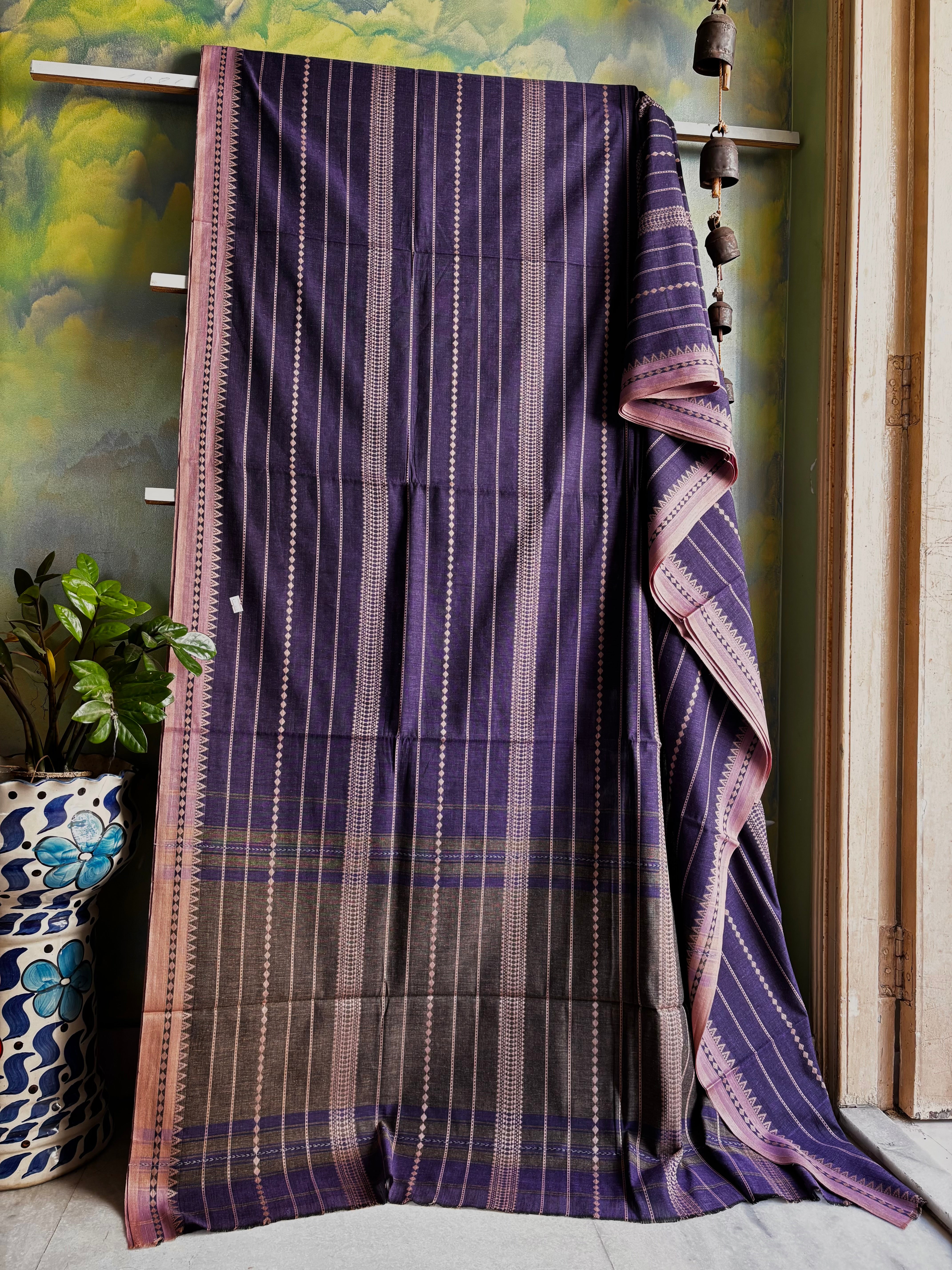 Handwoven Mauve Colour Pure Cotton Saree