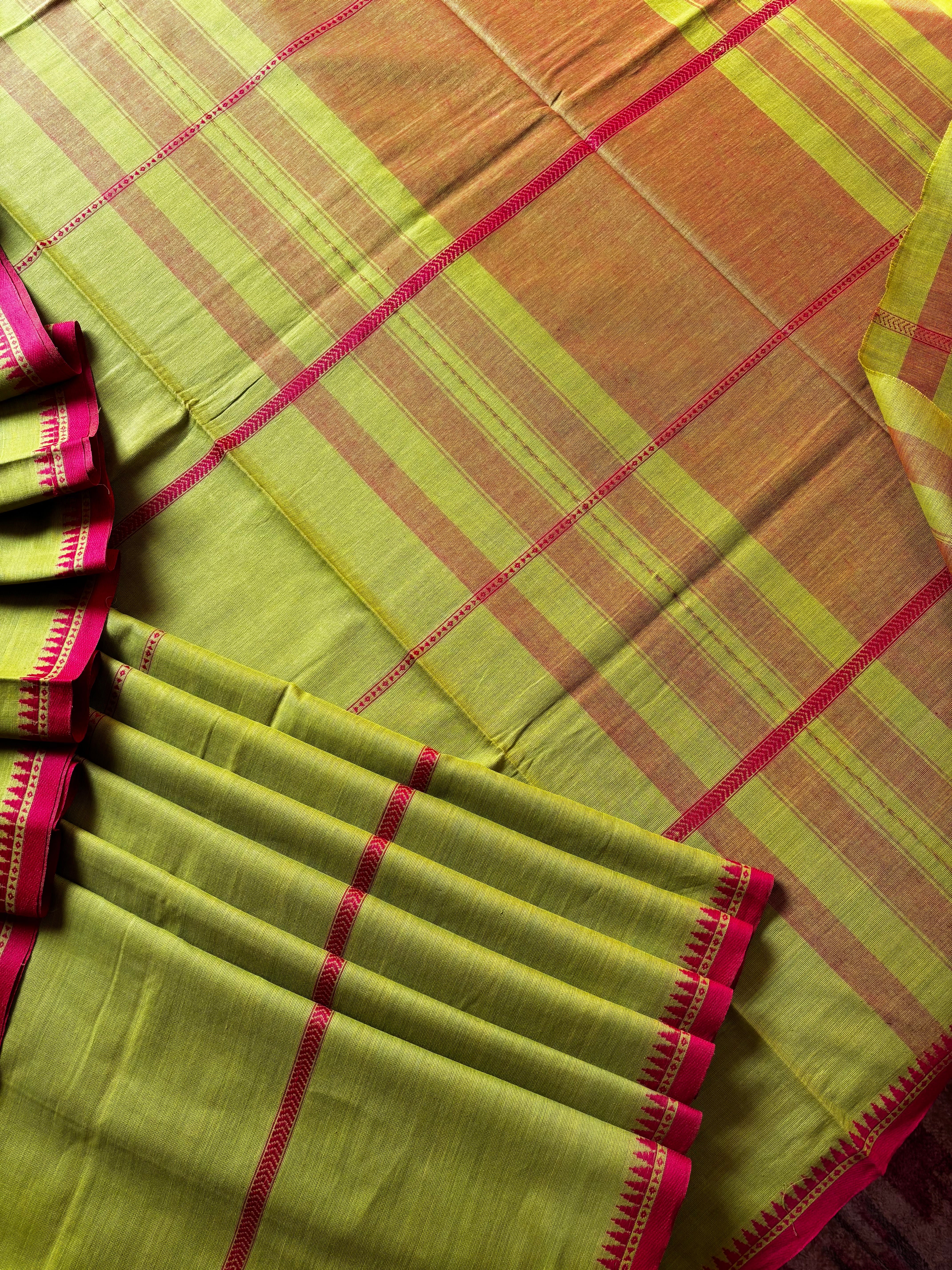 Handwoven Lime Green Pure Cotton Saree