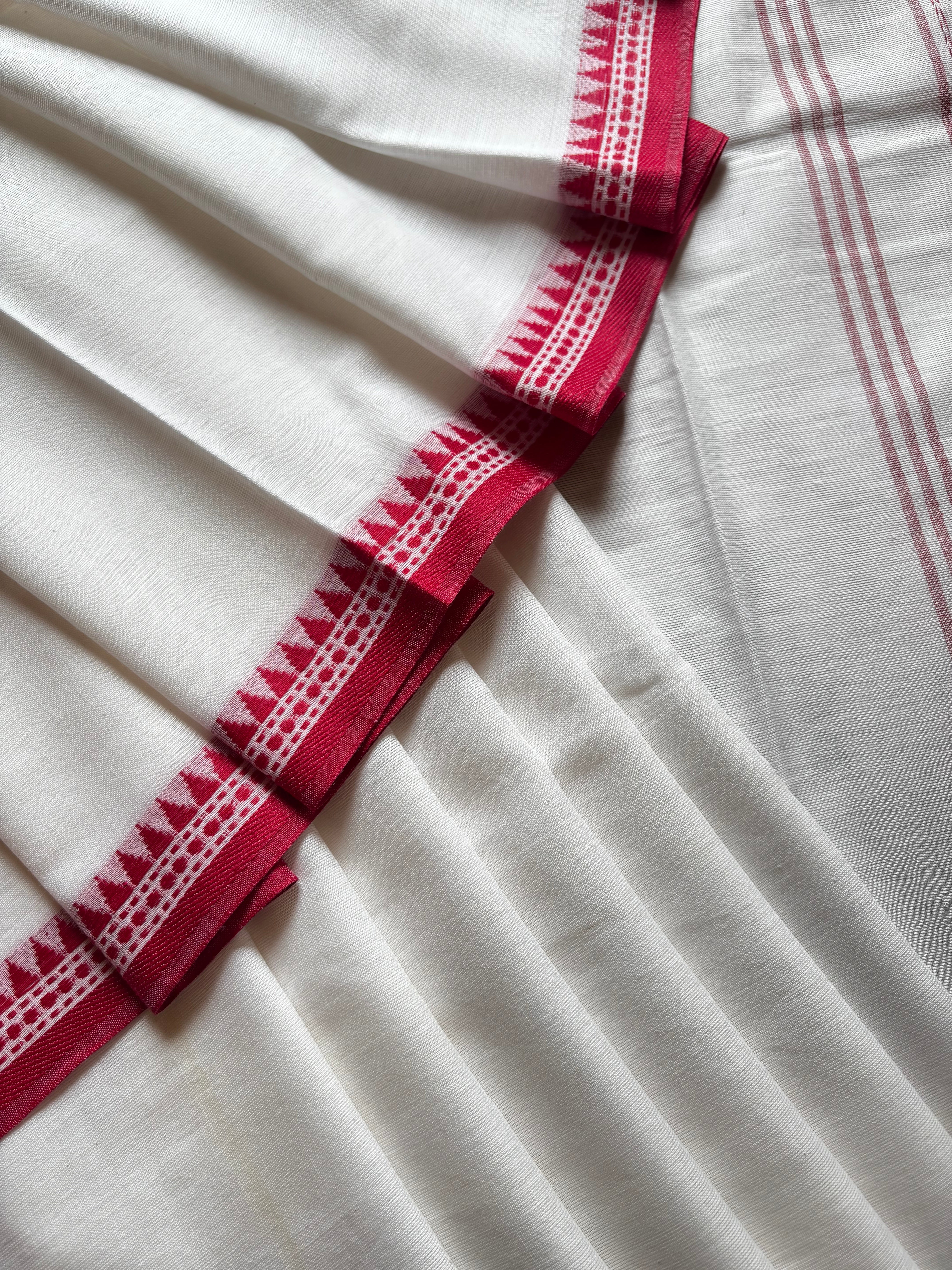 Handwoven White Red Pure Cotton Saree