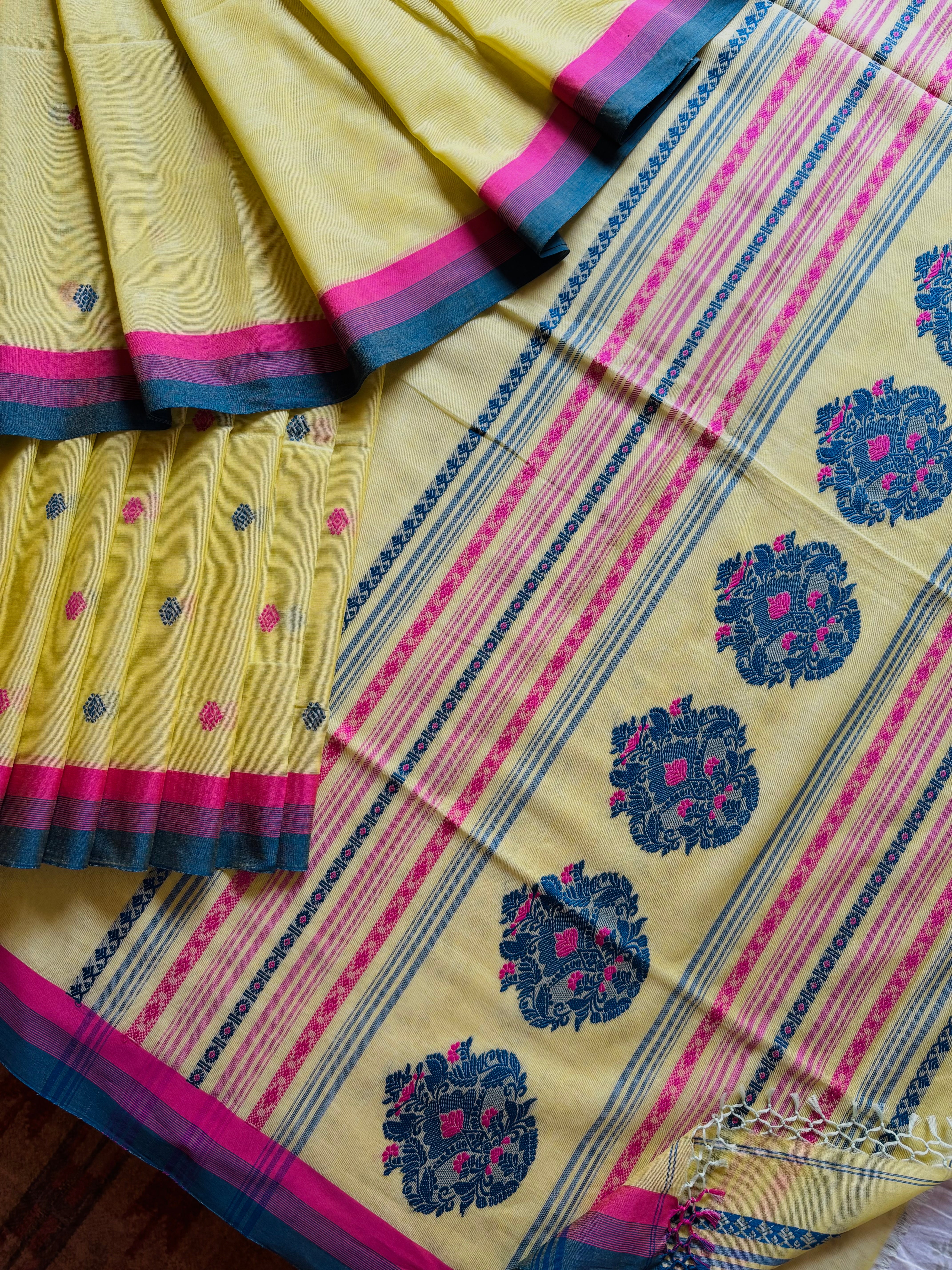Handwoven Lemon Yellow Phulia Cotton Saree