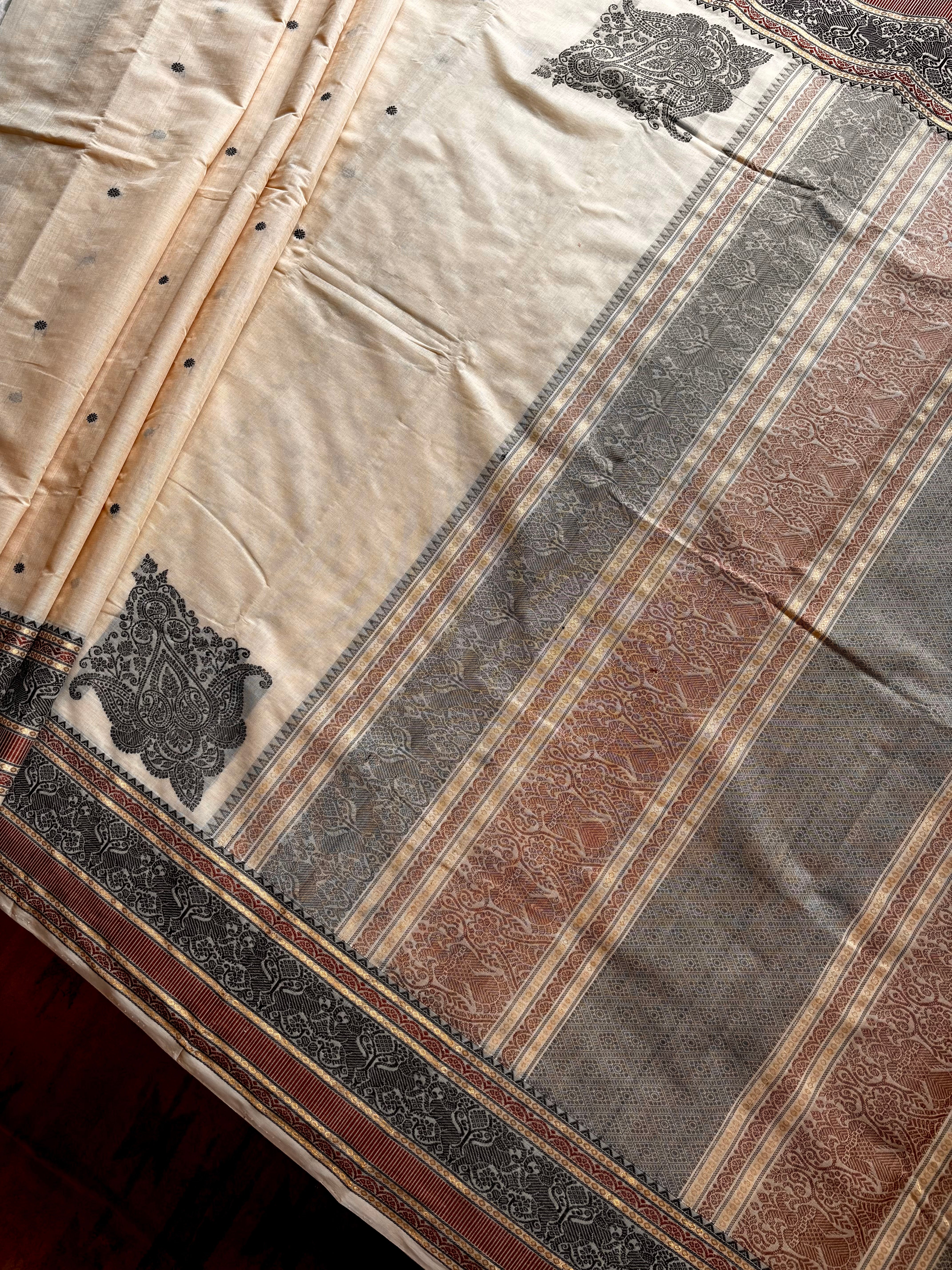 Handwoven Chandan Colour Cotton Kanchipuram Saree